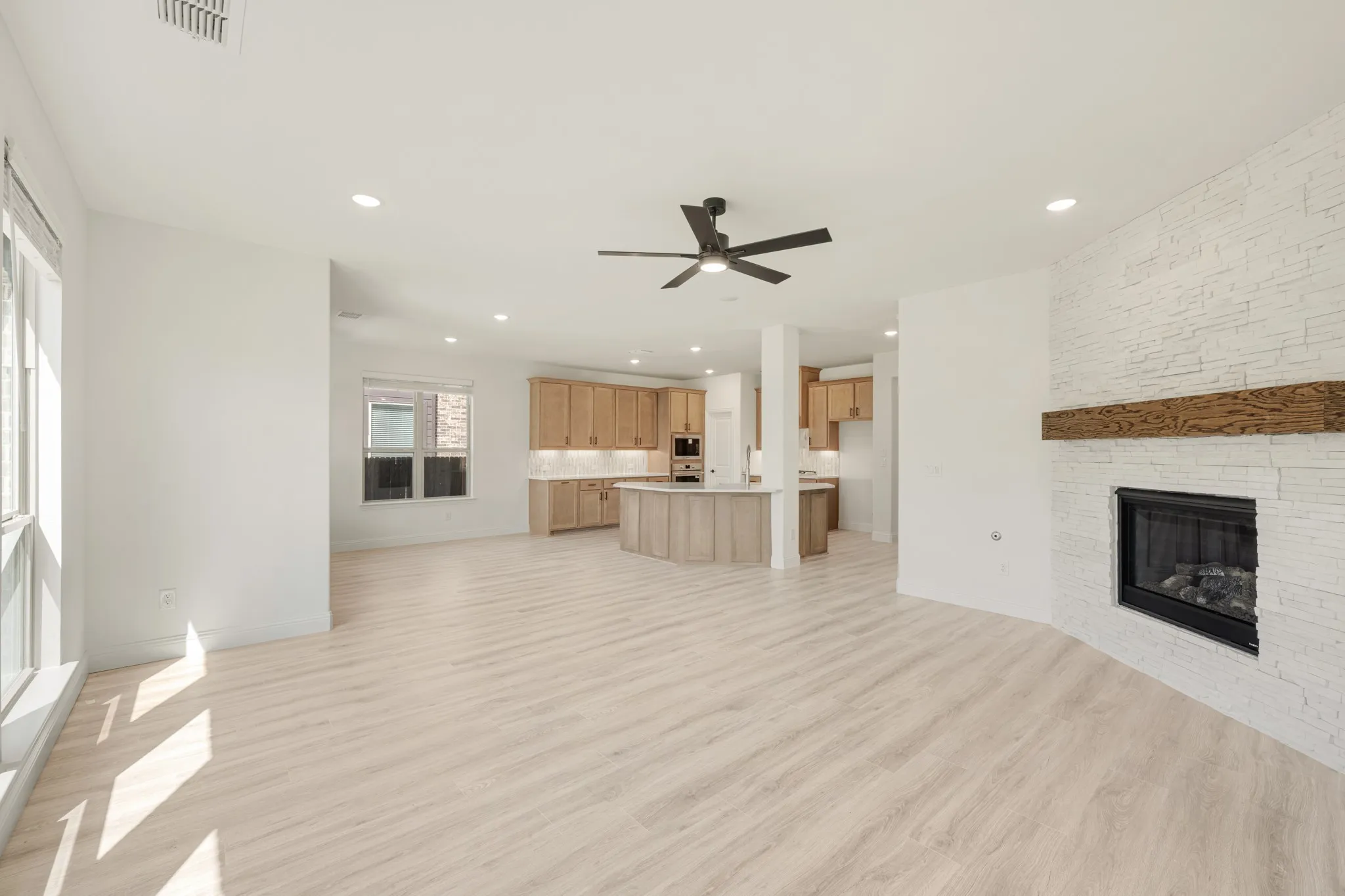 Single Family Residence For Sale in Collin County , 917 Greenleaf Court, Anna, Texas 75409, 4 Bedroom, 3 Bathroom, 2 Garage spaces, 3,026 Sqft, built in 2026, mls#21304876, Real Estate Agent in Anna, Homes For Sale in Collin county, Homes For Sale in Anna, Realtor in Anna Texas, Real Estate Brokerage Independent Realty Texas, Luminita Cordes Realtor