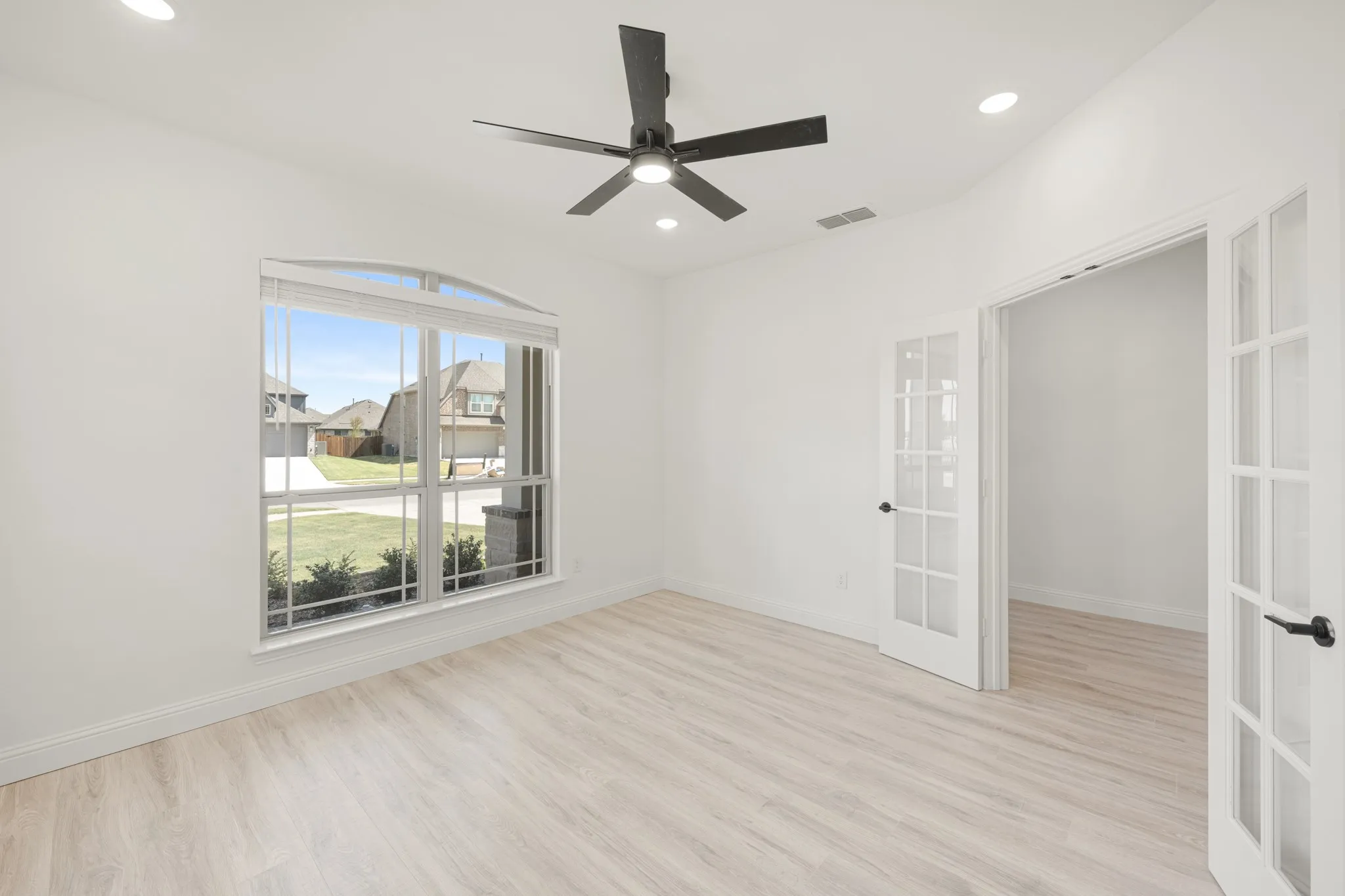 Single Family Residence For Sale in Collin County , 917 Greenleaf Court, Anna, Texas 75409, 4 Bedroom, 3 Bathroom, 2 Garage spaces, 3,026 Sqft, built in 2026, mls#21304876, Real Estate Agent in Anna, Homes For Sale in Collin county, Homes For Sale in Anna, Realtor in Anna Texas, Real Estate Brokerage Independent Realty Texas, Luminita Cordes Realtor