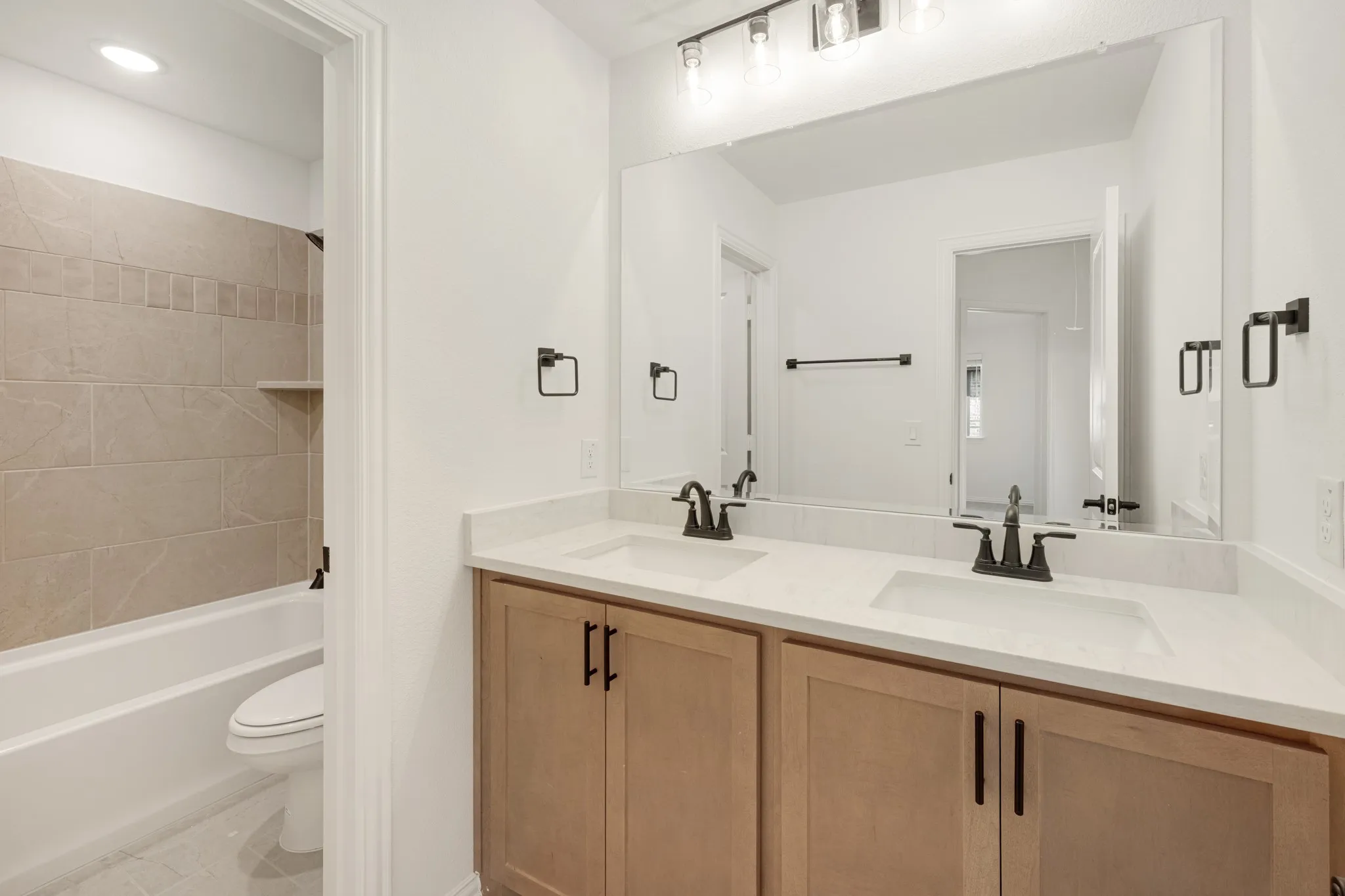 Single Family Residence For Sale in Collin County , 917 Greenleaf Court, Anna, Texas 75409, 4 Bedroom, 3 Bathroom, 2 Garage spaces, 3,026 Sqft, built in 2026, mls#21304876, Real Estate Agent in Anna, Homes For Sale in Collin county, Homes For Sale in Anna, Realtor in Anna Texas, Real Estate Brokerage Independent Realty Texas, Luminita Cordes Realtor