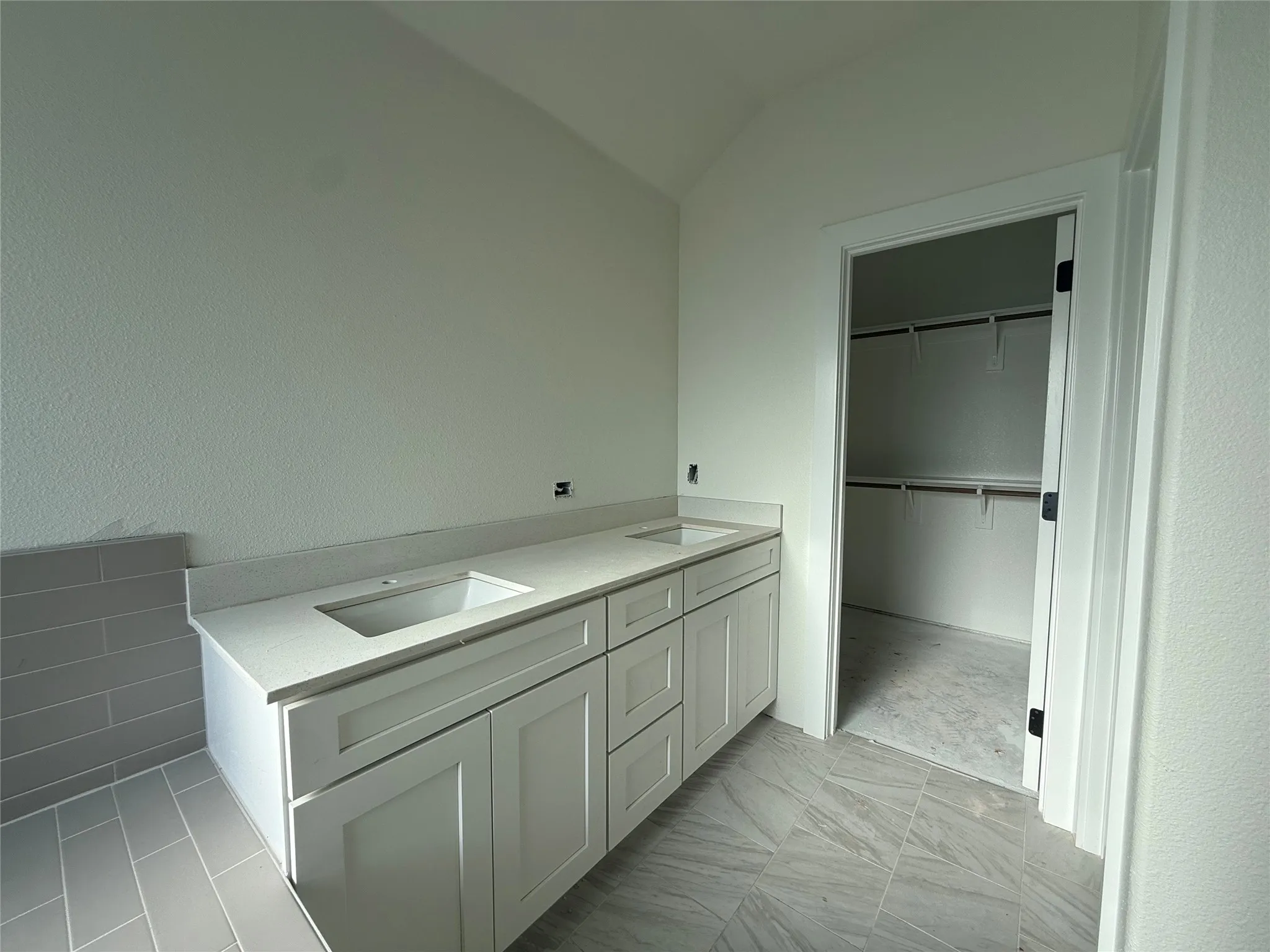 Single Family Residence For Sale in Parker County , 409 Smith Road, Springtown, Texas 76082, 3 Bedroom, 2 Bathroom, 2 Garage spaces, 1,763 Sqft, built in 2026, mls#21297244, Real Estate Agent in Springtown, Homes For Sale in Parker county, Homes For Sale in Springtown, Realtor in Springtown Texas, Real Estate Brokerage Independent Realty Texas, Luminita Cordes Realtor