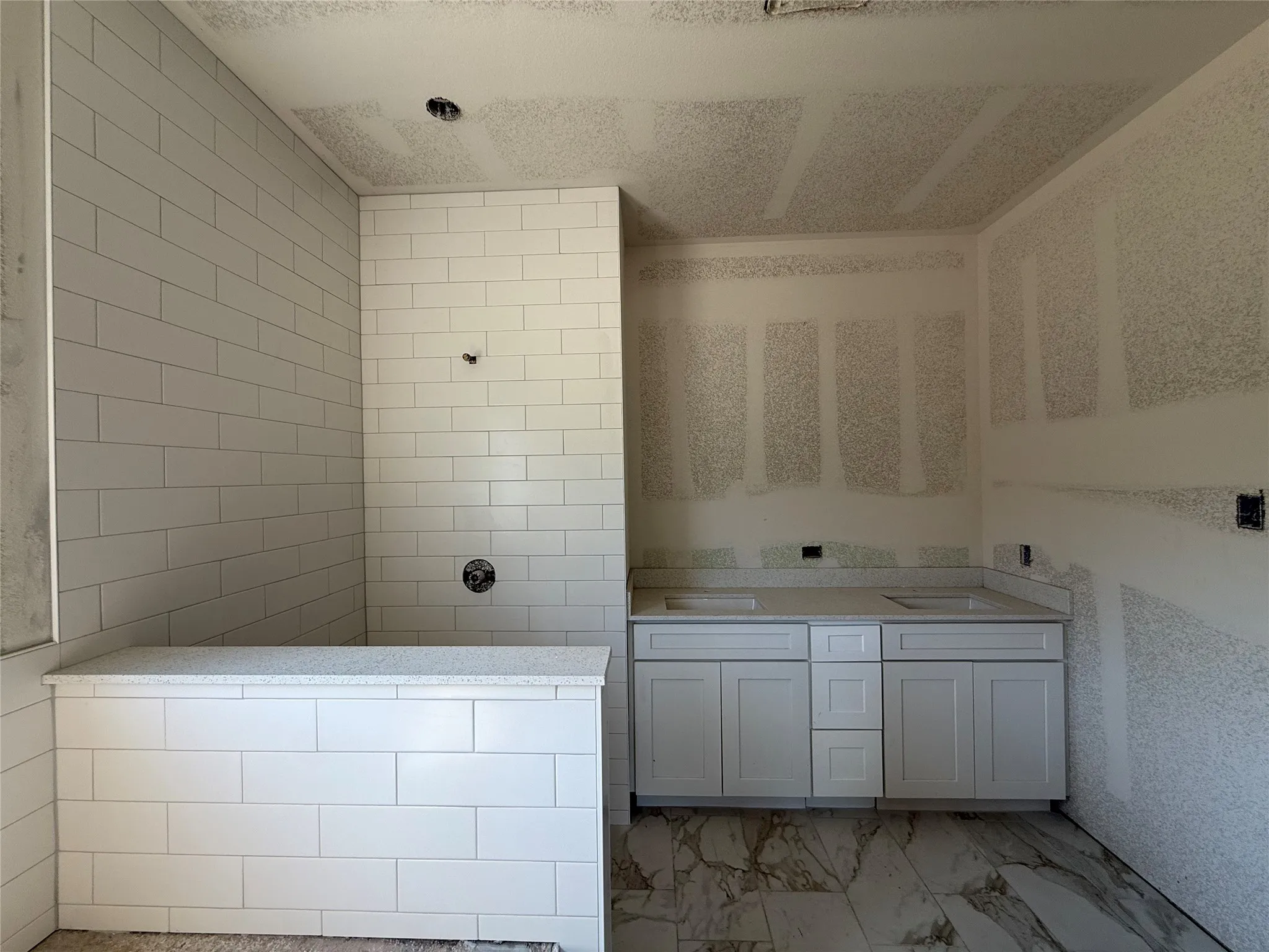 Single Family Residence For Sale in Parker County , 281 Zebrastone Way, Poolville, Texas 76487, 3 Bedroom, 2 Bathroom, 2 Garage spaces, 2,182 Sqft, built in 2026, mls#21297243, Real Estate Agent in Poolville, Homes For Sale in Parker county, Homes For Sale in Poolville, Realtor in Poolville Texas, Real Estate Brokerage Independent Realty Texas, Luminita Cordes Realtor