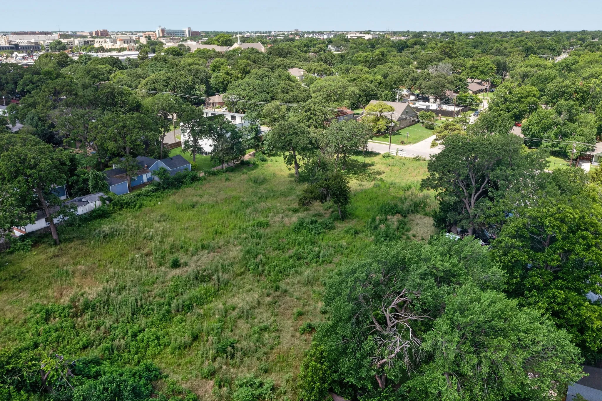 Improved Land For Sale in Tarrant County , 433 N East Street, Arlington, Texas 76011, 0, 0, Garage spaces, 0 Sqft, built in 0, mls#21295724, Real Estate Agent in Arlington, Homes For Sale in Tarrant county, Homes For Sale in Arlington, Realtor in Arlington Texas, Real Estate Brokerage Independent Realty Texas, Luminita Cordes Realtor