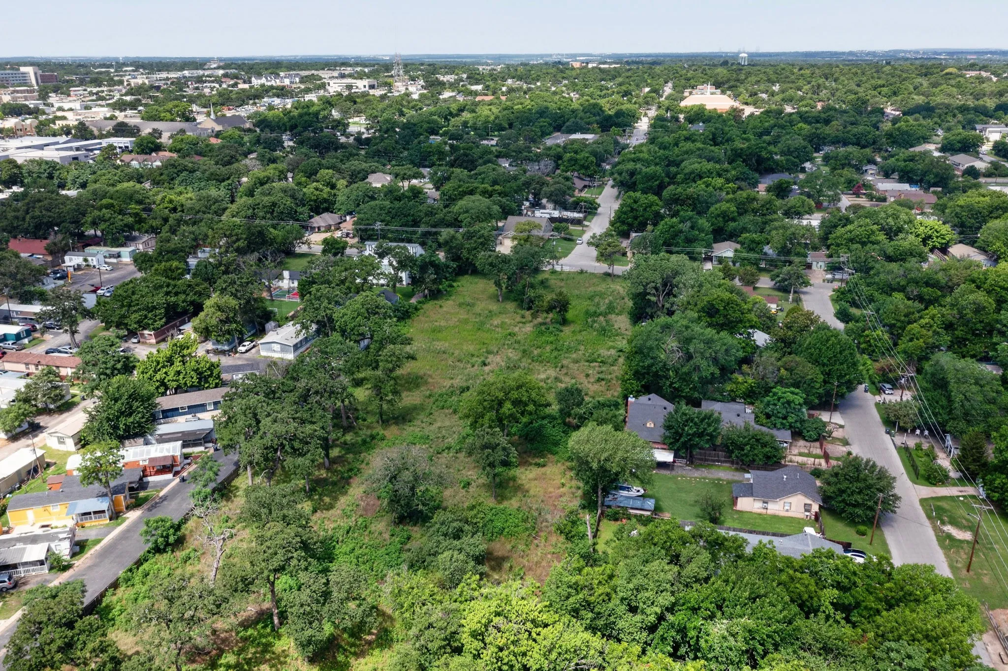 Improved Land For Sale in Tarrant County , 433 N East Street, Arlington, Texas 76011, 0, 0, Garage spaces, 0 Sqft, built in 0, mls#21295724, Real Estate Agent in Arlington, Homes For Sale in Tarrant county, Homes For Sale in Arlington, Realtor in Arlington Texas, Real Estate Brokerage Independent Realty Texas, Luminita Cordes Realtor