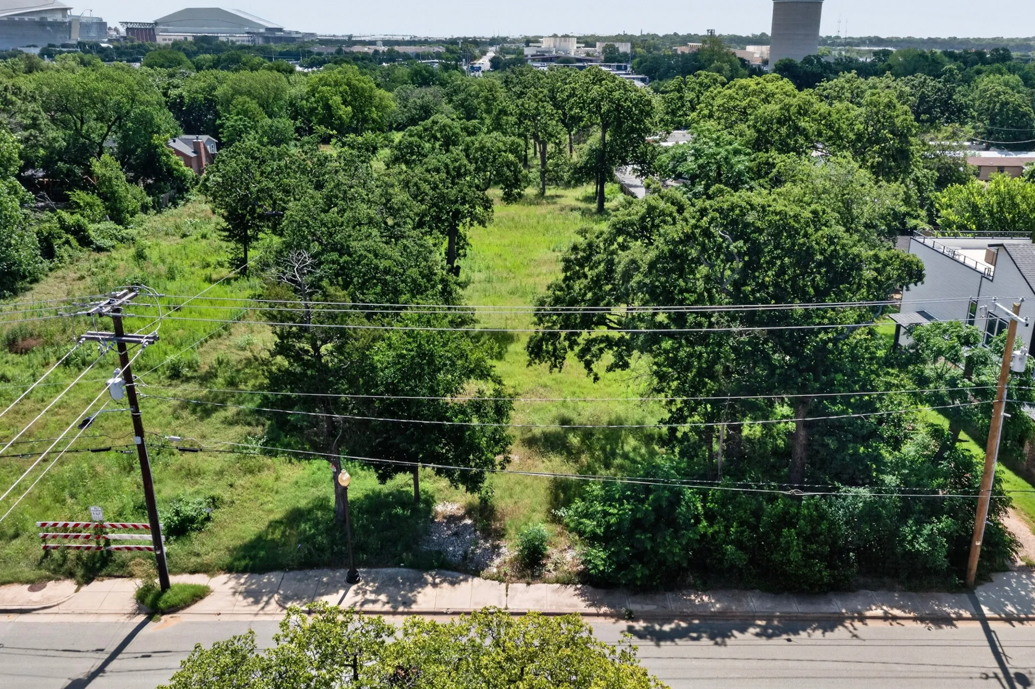 Improved Land For Sale in Tarrant County , 433 N East Street, Arlington, Texas 76011, 0, 0, Garage spaces, 0 Sqft, built in 0, mls#21295724, Real Estate Agent in Arlington, Homes For Sale in Tarrant county, Homes For Sale in Arlington, Realtor in Arlington Texas, Real Estate Brokerage Independent Realty Texas, Luminita Cordes Realtor