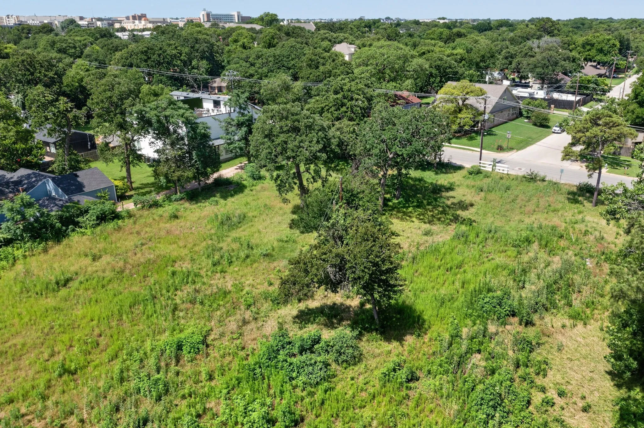 Improved Land For Sale in Tarrant County , 433 N East Street, Arlington, Texas 76011, 0, 0, Garage spaces, 0 Sqft, built in 0, mls#21295724, Real Estate Agent in Arlington, Homes For Sale in Tarrant county, Homes For Sale in Arlington, Realtor in Arlington Texas, Real Estate Brokerage Independent Realty Texas, Luminita Cordes Realtor