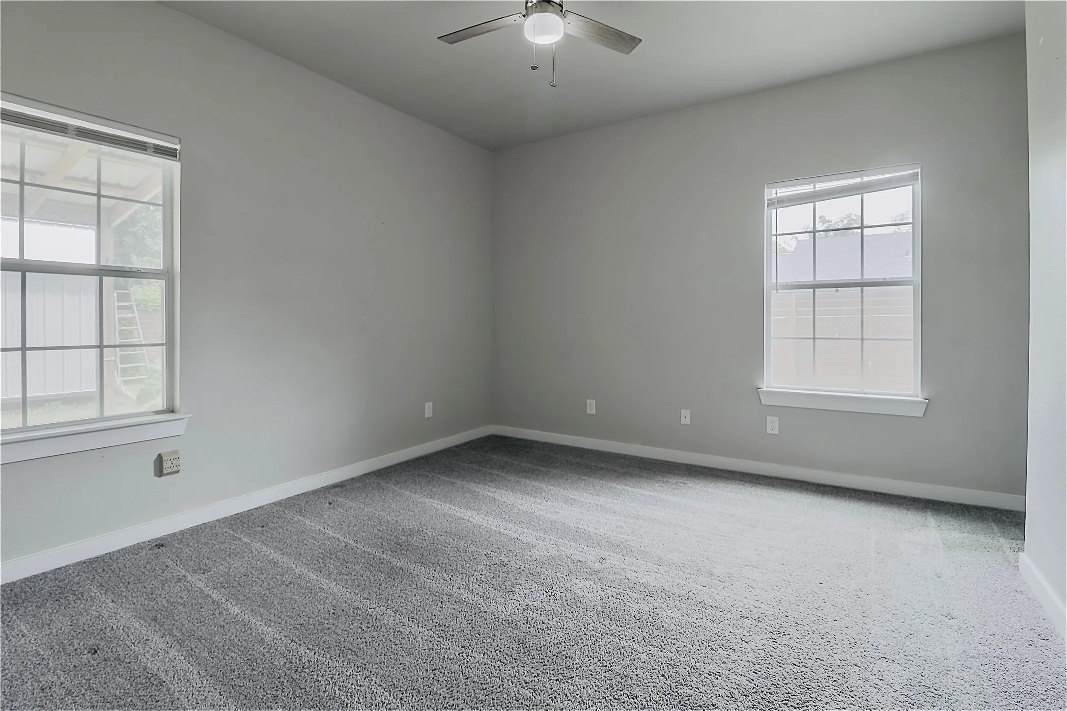 Single Family Residence For Sale in Van Zandt County , 1000 N Spring Street, Grand Saline, Texas 75140, 3 Bedroom, 2 Bathroom, Garage spaces, 1,440 Sqft, built in 2020, mls#21304903, Real Estate Agent in Grand Saline, Homes For Sale in Van Zandt county, Homes For Sale in Grand Saline, Realtor in Grand Saline Texas, Real Estate Brokerage Independent Realty Texas, Luminita Cordes Realtor