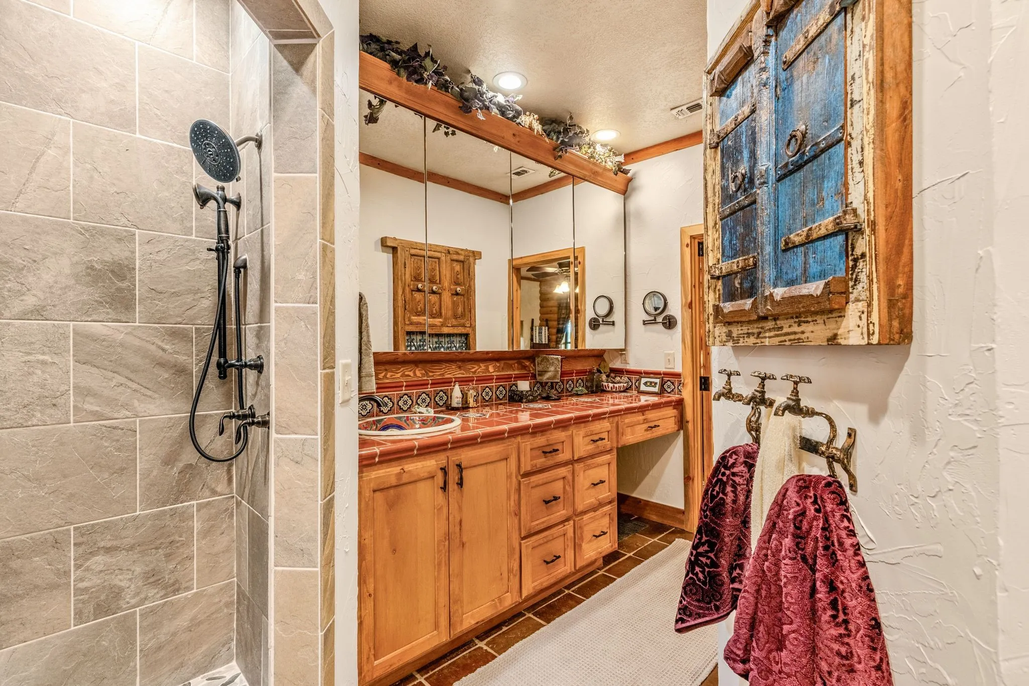 Farm For Sale in Hopkins County , 609 County Road 2421, Como, Texas 75431, 2 Bedroom, 2 Bathroom, Garage spaces, 1,681 Sqft, built in 2014, mls#21303827, Real Estate Agent in Como, Homes For Sale in Hopkins county, Homes For Sale in Como, Realtor in Como Texas, Real Estate Brokerage Independent Realty Texas, Luminita Cordes Realtor