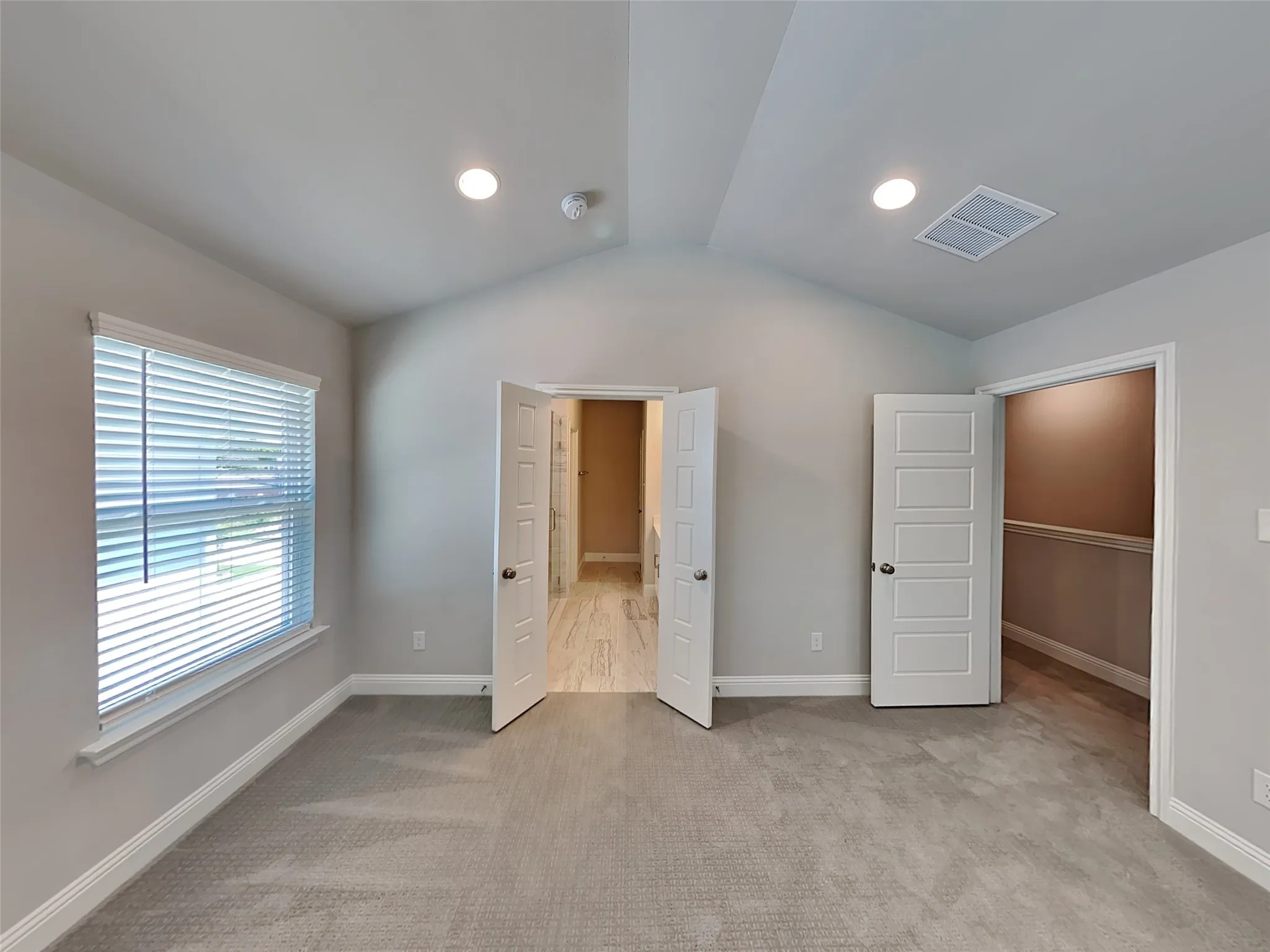 Single Family Residence For Rent in Tarrant County , 315 Athenia Drive, Fort Worth, Texas 76114, 3 Bedroom, 3 Bathroom, 2 Garage spaces, 1,581 Sqft, built in 2022, mls#21304934, Real Estate Agent in Fort Worth, Homes For Rent in Tarrant county, Homes For Rent in Fort Worth, Realtor in Fort Worth Texas, Real Estate Brokerage Independent Realty Texas, Luminita Cordes Realtor