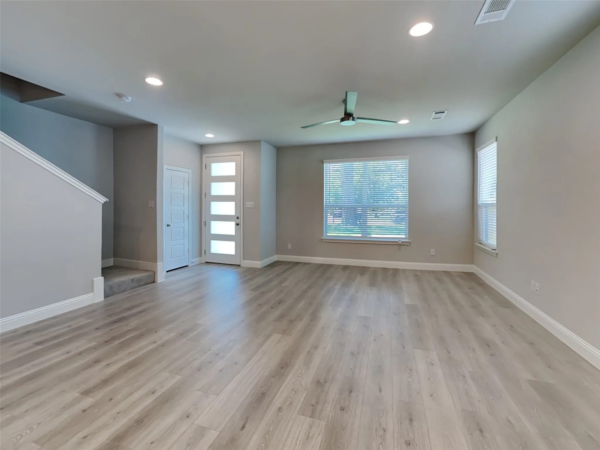 Single Family Residence For Rent in Tarrant County , 315 Athenia Drive, Fort Worth, Texas 76114, 3 Bedroom, 3 Bathroom, 2 Garage spaces, 1,581 Sqft, built in 2022, mls#21304934, Real Estate Agent in Fort Worth, Homes For Rent in Tarrant county, Homes For Rent in Fort Worth, Realtor in Fort Worth Texas, Real Estate Brokerage Independent Realty Texas, Luminita Cordes Realtor