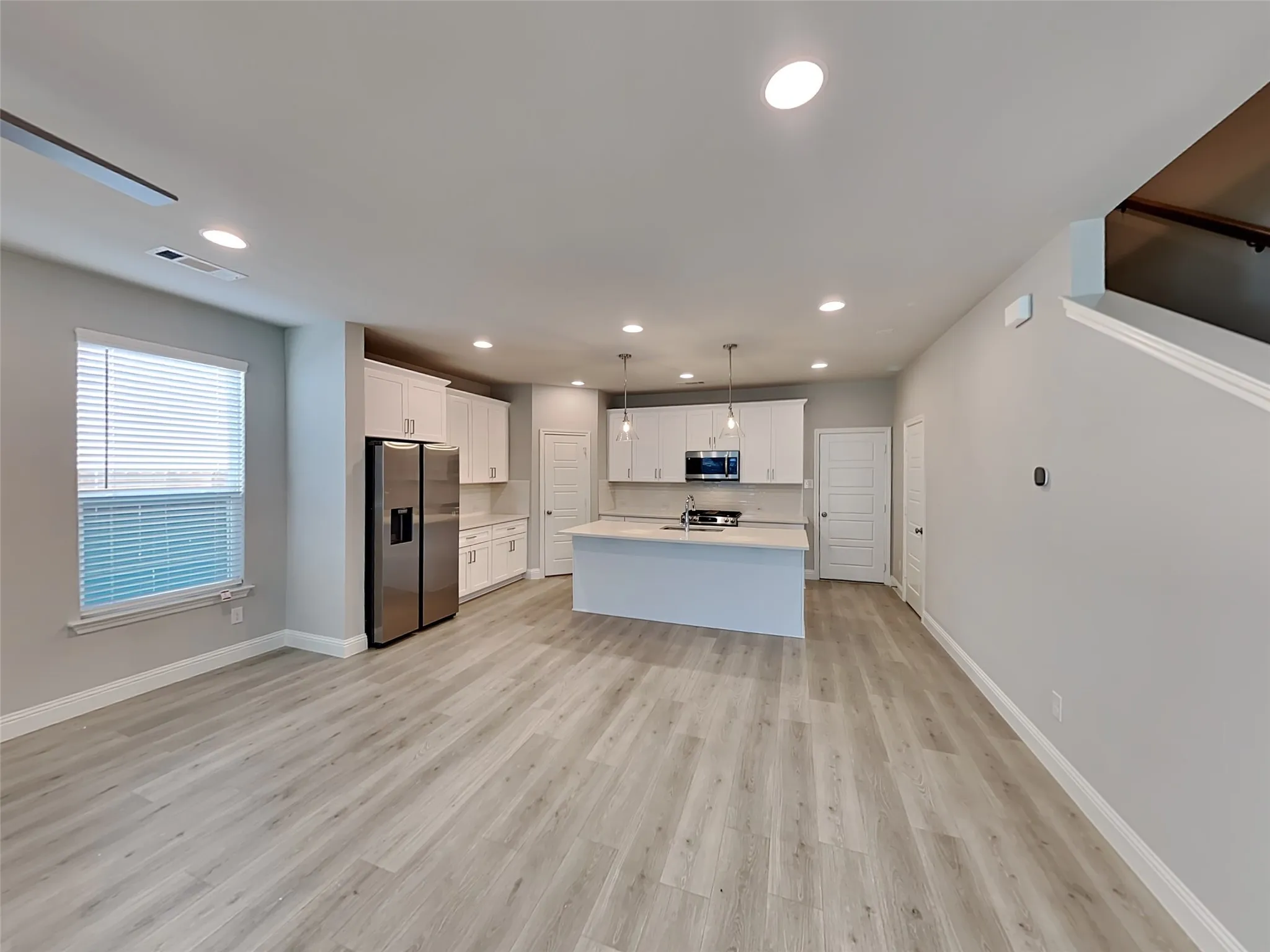 Single Family Residence For Rent in Tarrant County , 315 Athenia Drive, Fort Worth, Texas 76114, 3 Bedroom, 3 Bathroom, 2 Garage spaces, 1,581 Sqft, built in 2022, mls#21304934, Real Estate Agent in Fort Worth, Homes For Rent in Tarrant county, Homes For Rent in Fort Worth, Realtor in Fort Worth Texas, Real Estate Brokerage Independent Realty Texas, Luminita Cordes Realtor