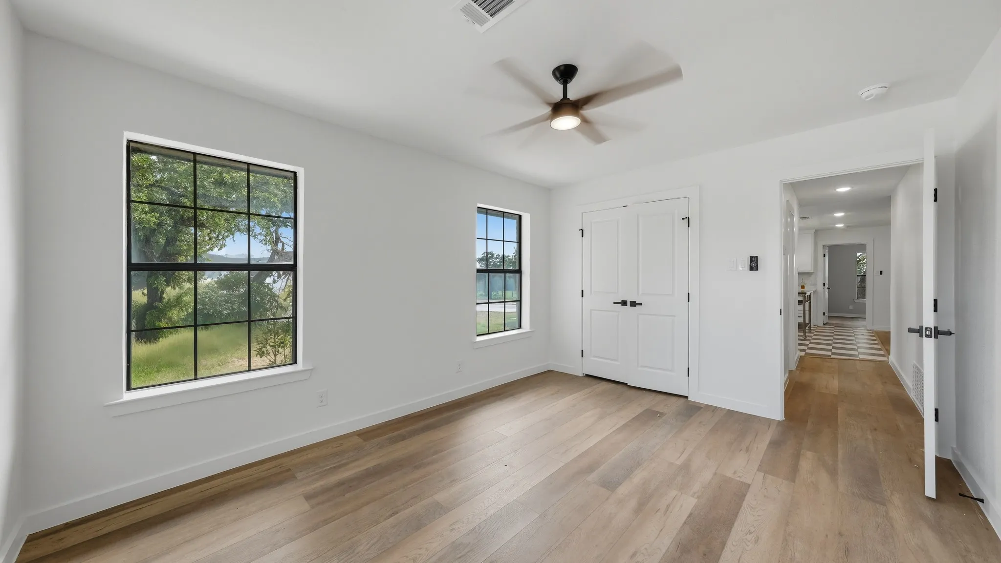 Single Family Residence For Sale in Parker County , 109 Aslan Road, Poolville, Texas 76487, 4 Bedroom, 3 Bathroom, 2 Garage spaces, 1,880 Sqft, built in 1968, mls#21304914, Real Estate Agent in Poolville, Homes For Sale in Parker county, Homes For Sale in Poolville, Realtor in Poolville Texas, Real Estate Brokerage Independent Realty Texas, Luminita Cordes Realtor