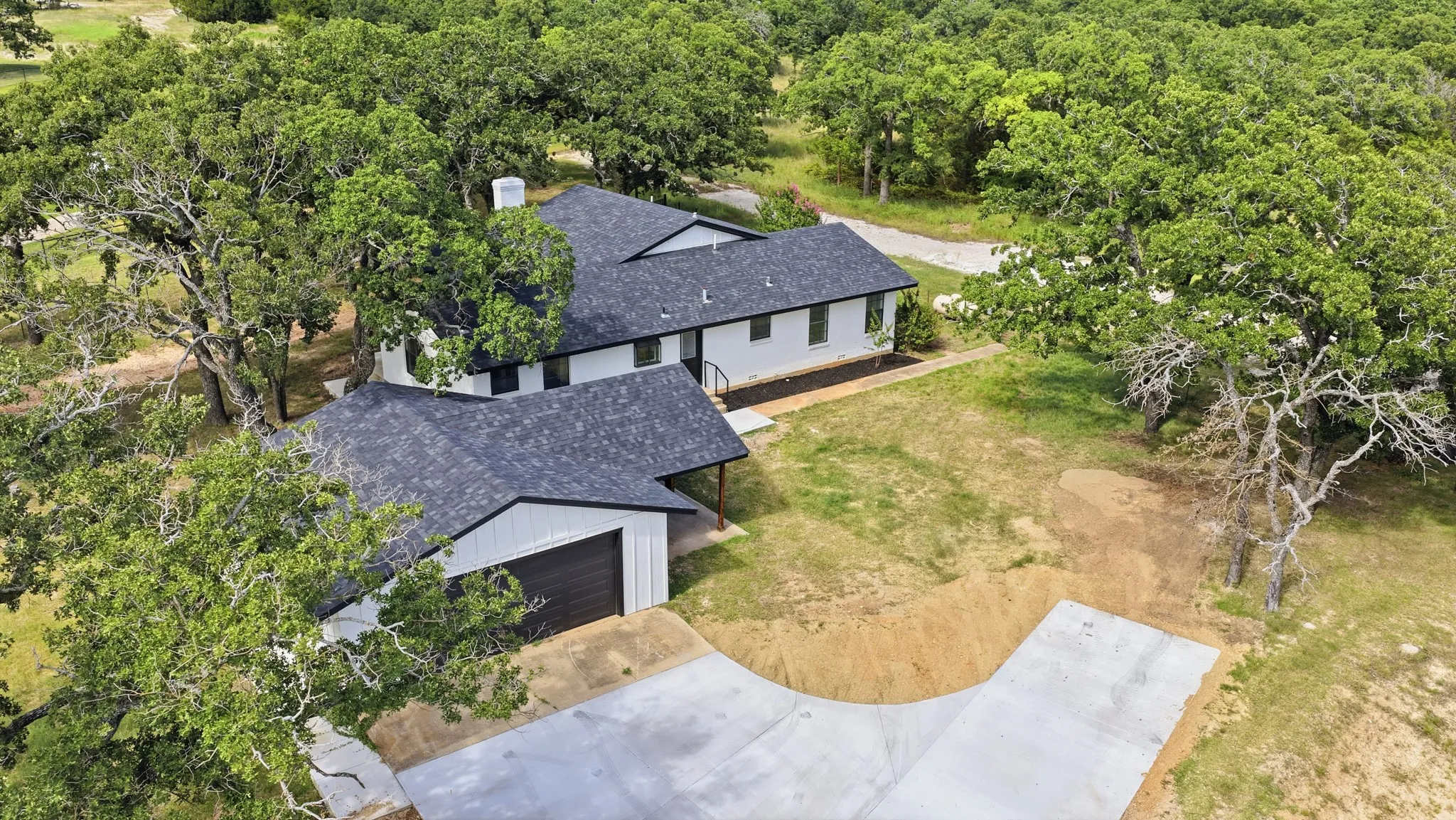 Single Family Residence For Sale in Parker County , 109 Aslan Road, Poolville, Texas 76487, 4 Bedroom, 3 Bathroom, 2 Garage spaces, 1,880 Sqft, built in 1968, mls#21304914, Real Estate Agent in Poolville, Homes For Sale in Parker county, Homes For Sale in Poolville, Realtor in Poolville Texas, Real Estate Brokerage Independent Realty Texas, Luminita Cordes Realtor