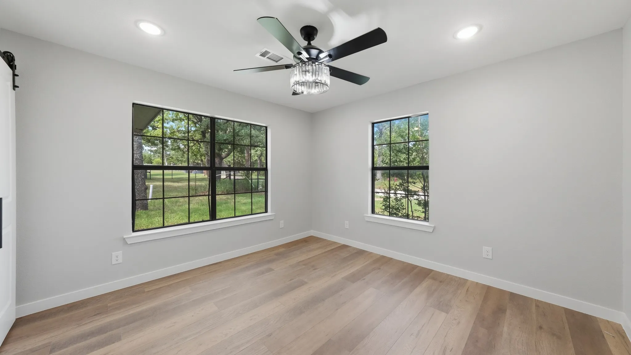 Single Family Residence For Sale in Parker County , 109 Aslan Road, Poolville, Texas 76487, 4 Bedroom, 3 Bathroom, 2 Garage spaces, 1,880 Sqft, built in 1968, mls#21304914, Real Estate Agent in Poolville, Homes For Sale in Parker county, Homes For Sale in Poolville, Realtor in Poolville Texas, Real Estate Brokerage Independent Realty Texas, Luminita Cordes Realtor