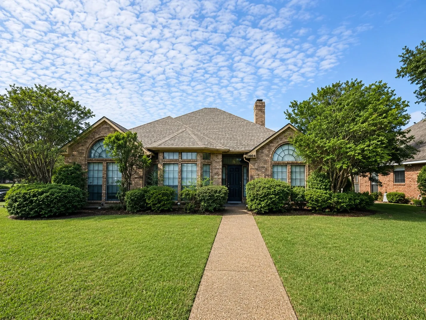 Single Family Residence For Sale in Collin County , 2564 Morning Glory Drive, Richardson, Texas 75082, 4 Bedroom, 3 Bathroom, 2 Garage spaces, 2,450 Sqft, built in 1991, mls#21304426, Real Estate Agent in Richardson, Homes For Sale in Collin county, Homes For Sale in Richardson, Realtor in Richardson Texas, Real Estate Brokerage Independent Realty Texas, Luminita Cordes Realtor