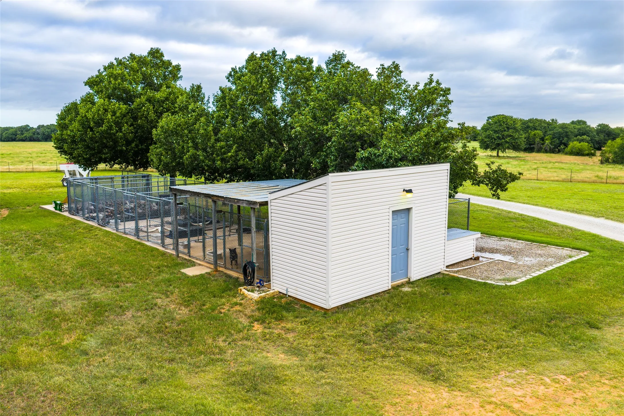 Ranch For Sale in Young County , 5908 Tx-16, Graham, Texas 76450, 0, 0, Garage spaces, 0 Sqft, built in 1998, mls#21304957, Real Estate Agent in Graham, Homes For Sale in Young county, Homes For Sale in Graham, Realtor in Graham Texas, Real Estate Brokerage Independent Realty Texas, Luminita Cordes Realtor