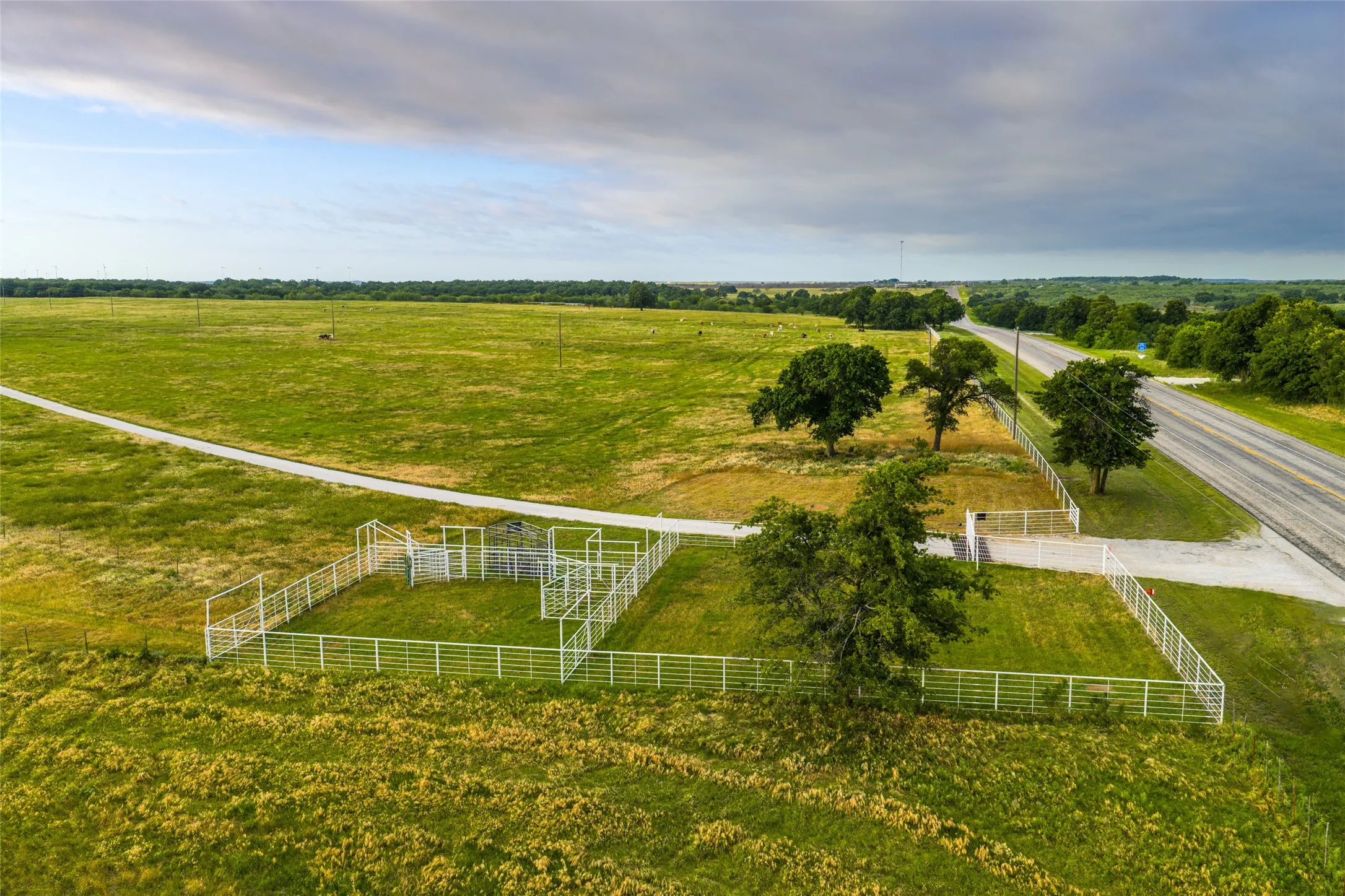 Ranch For Sale in Young County , 5908 Tx-16, Graham, Texas 76450, 0, 0, Garage spaces, 0 Sqft, built in 1998, mls#21304957, Real Estate Agent in Graham, Homes For Sale in Young county, Homes For Sale in Graham, Realtor in Graham Texas, Real Estate Brokerage Independent Realty Texas, Luminita Cordes Realtor