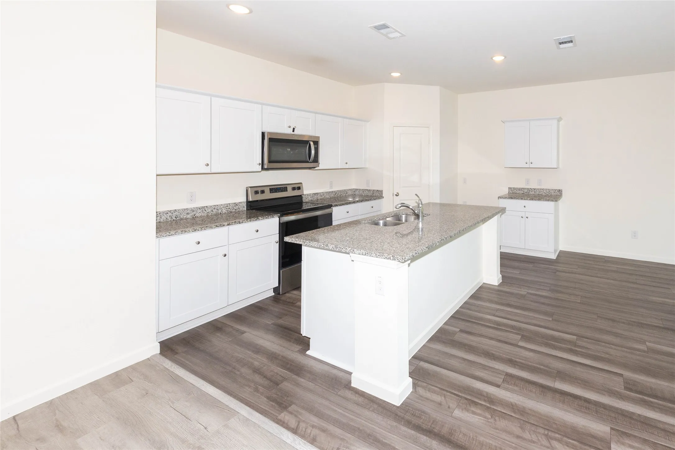 Single Family Residence For Sale in Collin County , 1812 Washington Street, Princeton, Texas 75407, 4 Bedroom, 3 Bathroom, 2 Garage spaces, 2,260 Sqft, built in 2022, mls#21304826, Real Estate Agent in Princeton, Homes For Sale in Collin county, Homes For Sale in Princeton, Realtor in Princeton Texas, Real Estate Brokerage Independent Realty Texas, Luminita Cordes Realtor