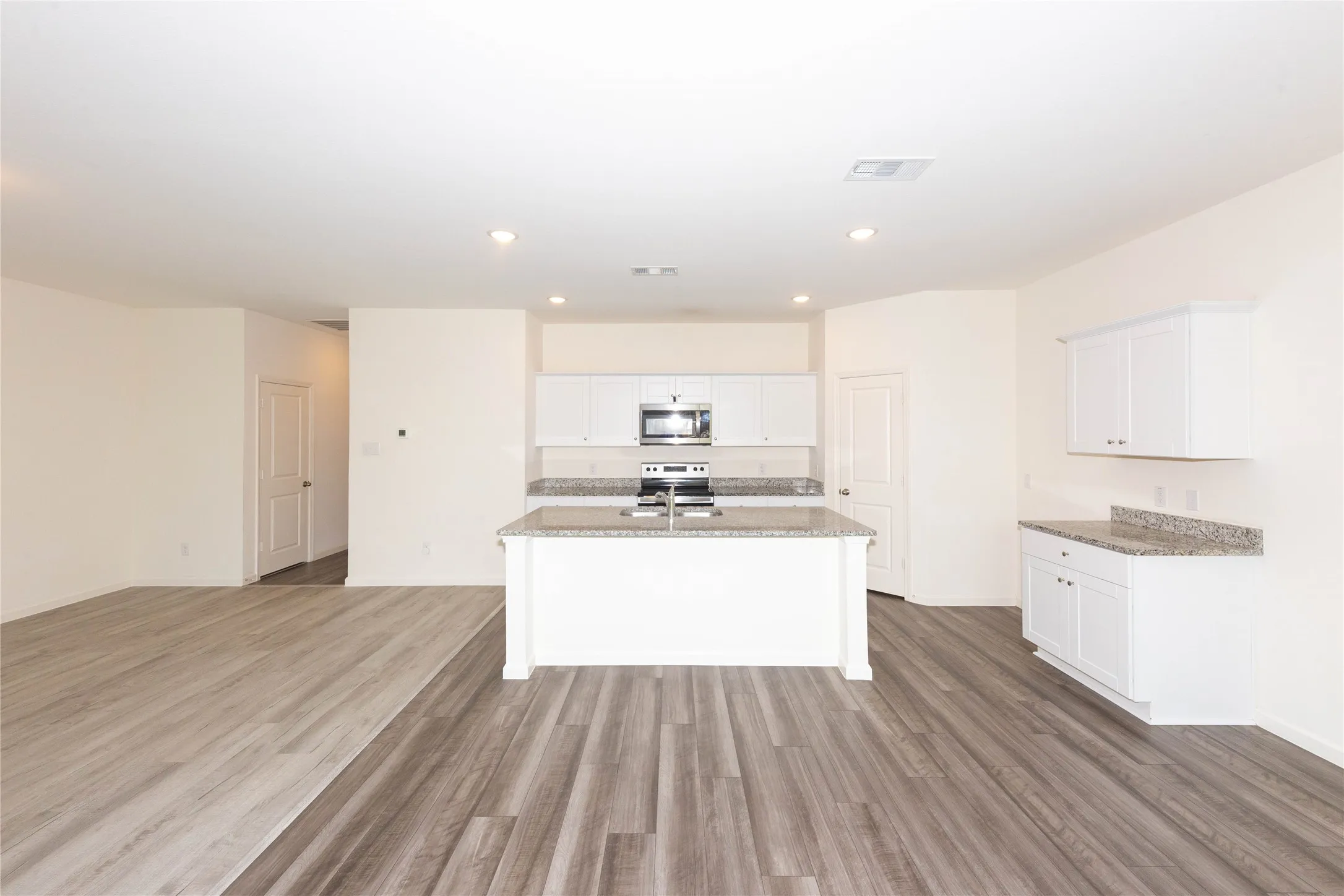 Single Family Residence For Sale in Collin County , 1812 Washington Street, Princeton, Texas 75407, 4 Bedroom, 3 Bathroom, 2 Garage spaces, 2,260 Sqft, built in 2022, mls#21304826, Real Estate Agent in Princeton, Homes For Sale in Collin county, Homes For Sale in Princeton, Realtor in Princeton Texas, Real Estate Brokerage Independent Realty Texas, Luminita Cordes Realtor