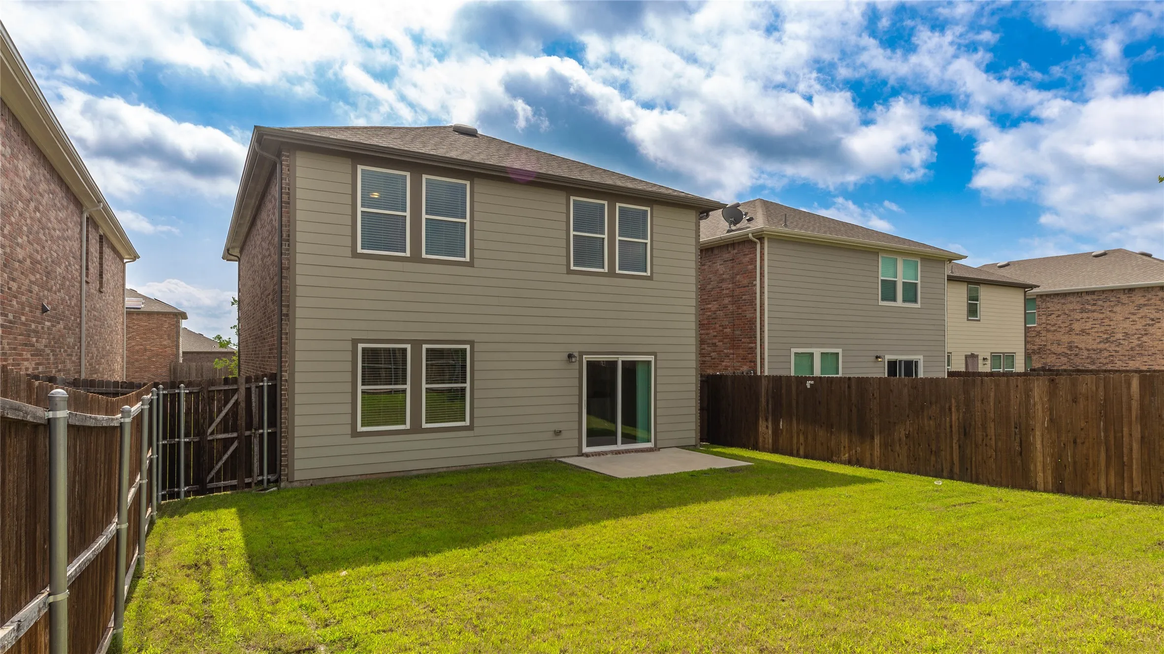 Single Family Residence For Sale in Collin County , 1812 Washington Street, Princeton, Texas 75407, 4 Bedroom, 3 Bathroom, 2 Garage spaces, 2,260 Sqft, built in 2022, mls#21304826, Real Estate Agent in Princeton, Homes For Sale in Collin county, Homes For Sale in Princeton, Realtor in Princeton Texas, Real Estate Brokerage Independent Realty Texas, Luminita Cordes Realtor