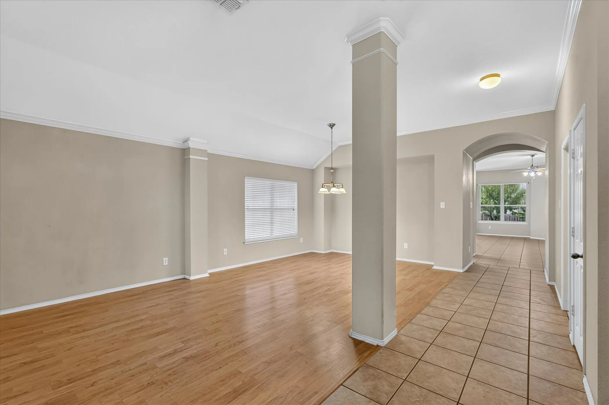 Single Family Residence For Rent in Dallas County , 419 Red Sage Lane, Duncanville, Texas 75137, 3 Bedroom, 2 Bathroom, 2 Garage spaces, 2,058 Sqft, built in 2004, mls#21304963, Real Estate Agent in Duncanville, Homes For Rent in Dallas county, Homes For Rent in Duncanville, Realtor in Duncanville Texas, Real Estate Brokerage Independent Realty Texas, Luminita Cordes Realtor