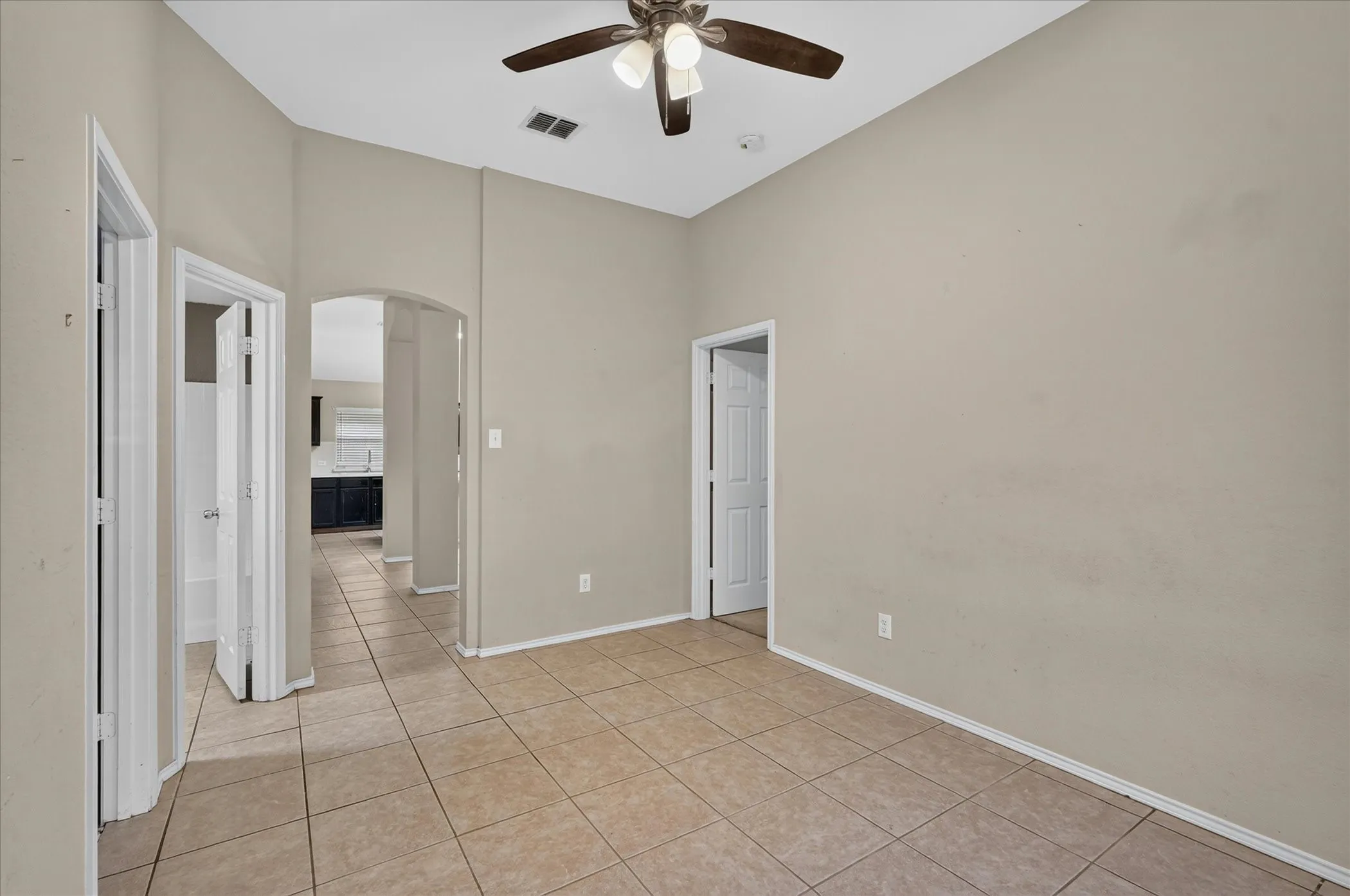 Single Family Residence For Rent in Dallas County , 419 Red Sage Lane, Duncanville, Texas 75137, 3 Bedroom, 2 Bathroom, 2 Garage spaces, 2,058 Sqft, built in 2004, mls#21304963, Real Estate Agent in Duncanville, Homes For Rent in Dallas county, Homes For Rent in Duncanville, Realtor in Duncanville Texas, Real Estate Brokerage Independent Realty Texas, Luminita Cordes Realtor