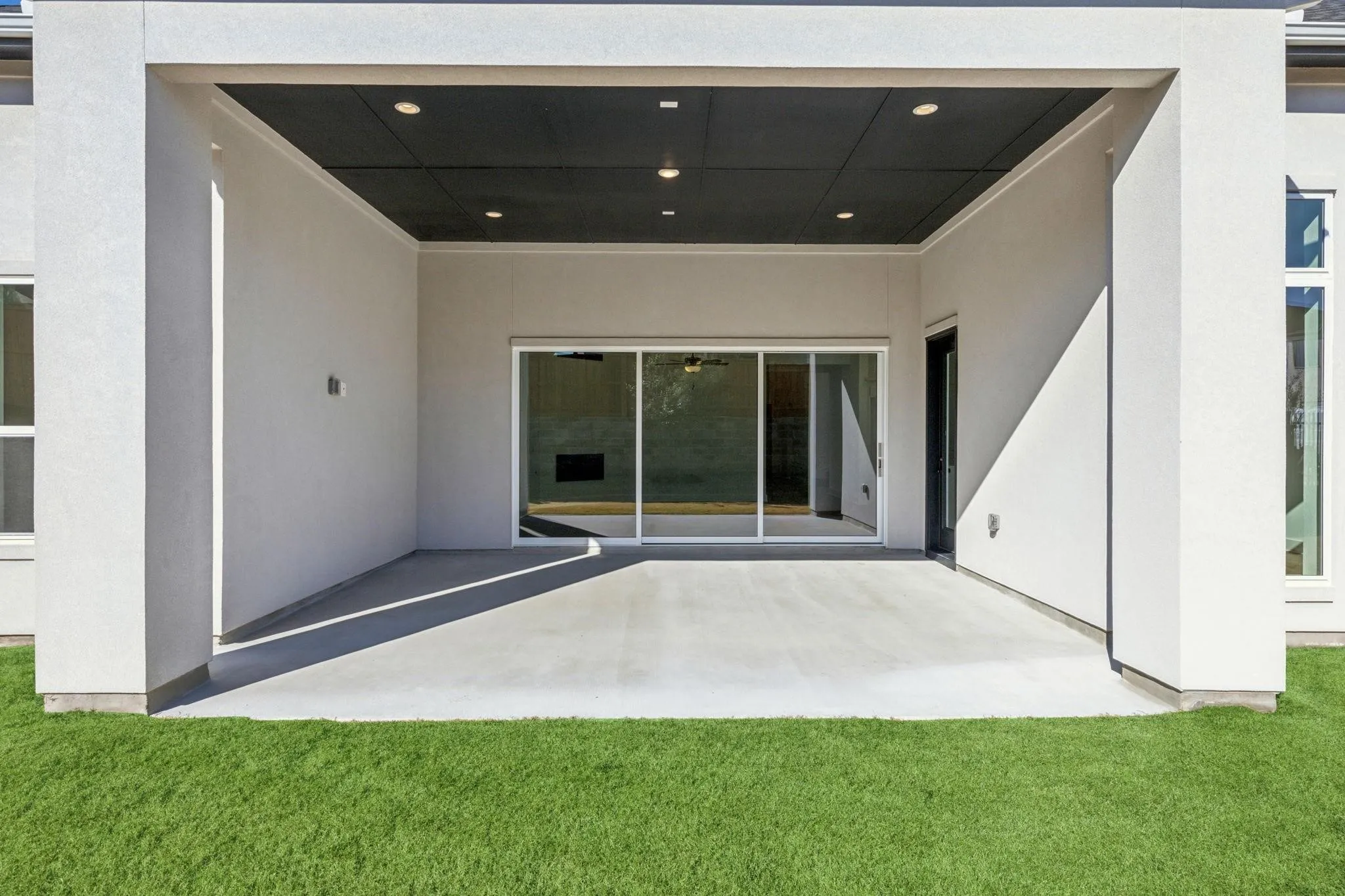 Single Family Residence For Rent in Denton County , 3879 Vase Vine Place, Frisco, Texas 75033, 5 Bedrooms, 5 Bathrooms, 3 Garage spaces, 4,220 Sqft, built in 2024, Price $8,500, mls#21290122, Real Estate Agent in Frisco, Homes For Rent in Denton county, Homes For Rent in Frisco, Realtor in Frisco Texas, Real Estate Brokerage Independent Realty Texas, Luminita Cordes Realtor