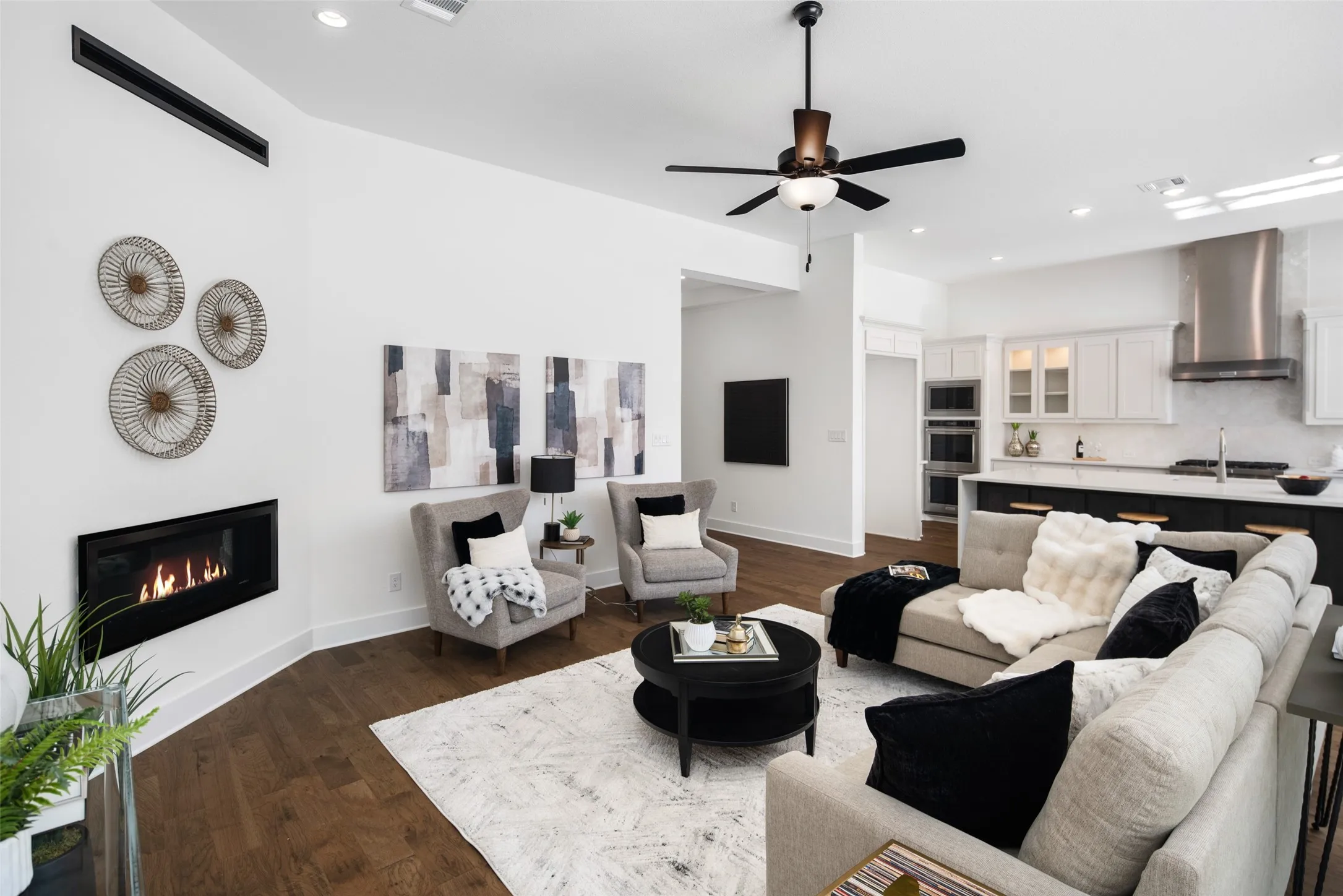 Single Family Residence For Rent in Denton County , 3879 Vase Vine Place, Frisco, Texas 75033, 5 Bedrooms, 5 Bathrooms, 3 Garage spaces, 4,220 Sqft, built in 2024, Price $8,500, mls#21290122, Real Estate Agent in Frisco, Homes For Rent in Denton county, Homes For Rent in Frisco, Realtor in Frisco Texas, Real Estate Brokerage Independent Realty Texas, Luminita Cordes Realtor