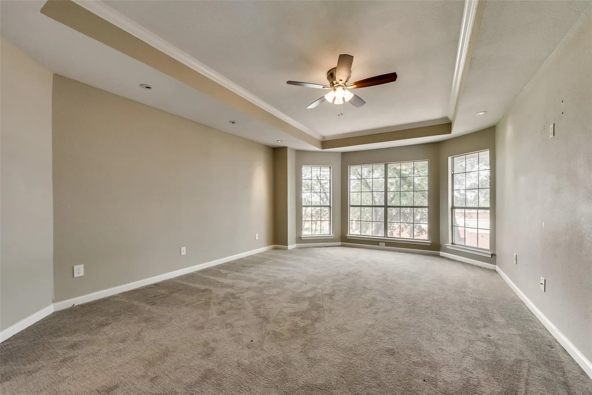 Single Family Residence For Rent in Tarrant County , 4319 Vine Ridge Court, Arlington, Texas 76017, 4 Bedroom, 3 Bathroom, 2 Garage spaces, 2,873 Sqft, built in 1993, mls#21304991, Real Estate Agent in Arlington, Homes For Rent in Tarrant county, Homes For Rent in Arlington, Realtor in Arlington Texas, Real Estate Brokerage Independent Realty Texas, Luminita Cordes Realtor