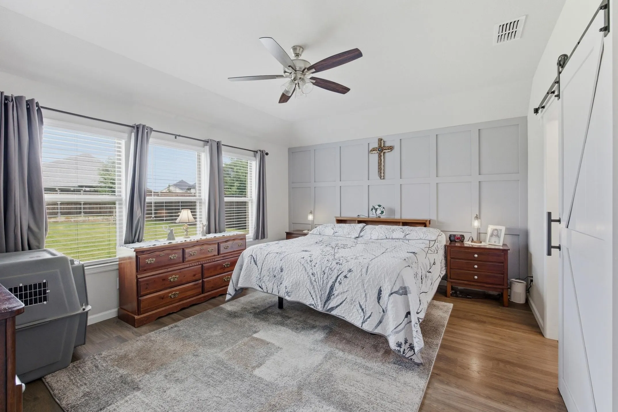 Single Family Residence For Sale in Ellis County , 305 Ember Circle, Waxahachie, Texas 75165, 4 Bedroom, 2 Bathroom, 2 Garage spaces, 2,117 Sqft, built in 2020, mls#21282511, Real Estate Agent in Waxahachie, Homes For Sale in Ellis county, Homes For Sale in Waxahachie, Realtor in Waxahachie Texas, Real Estate Brokerage Independent Realty Texas, Luminita Cordes Realtor