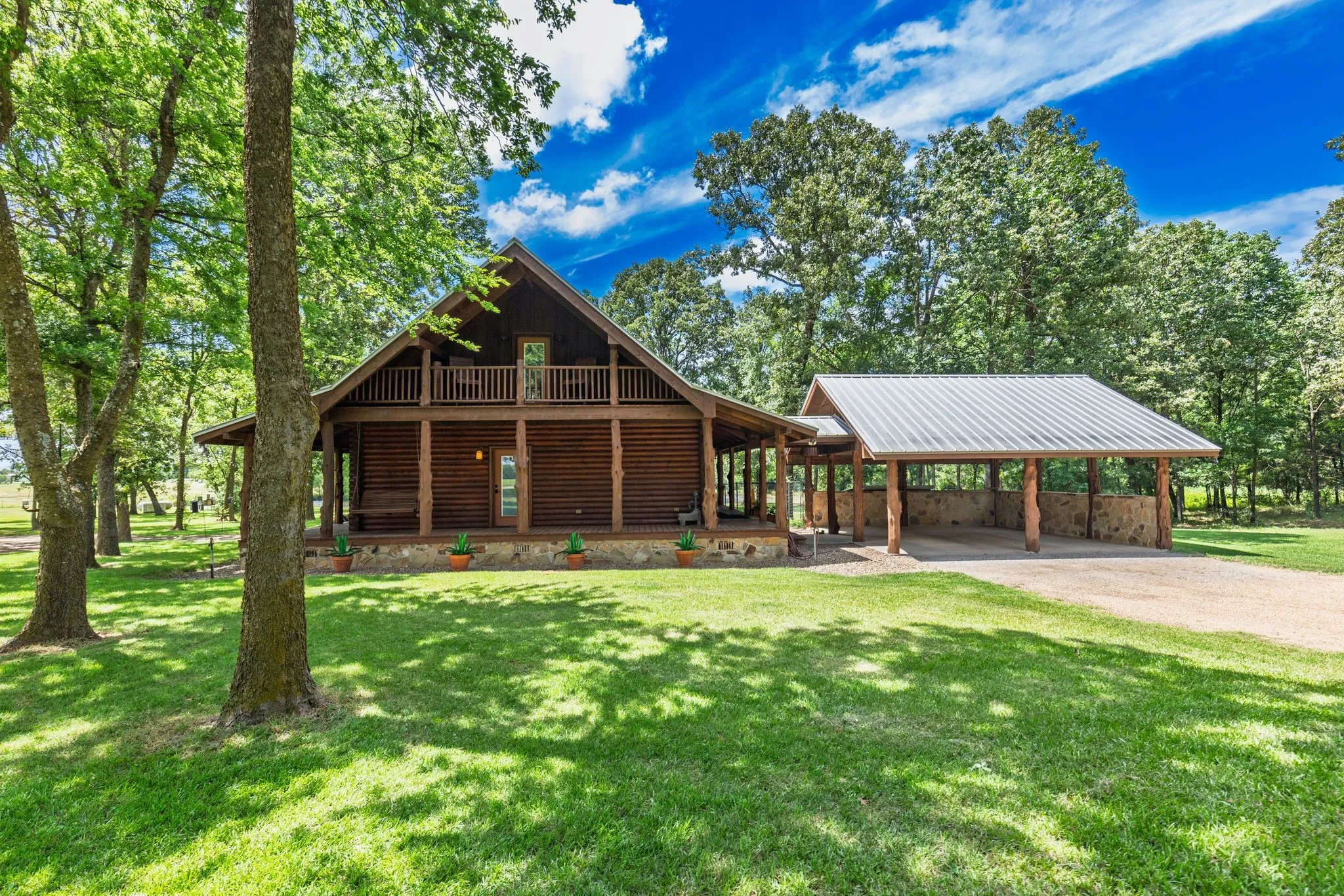 Farm For Sale in Hopkins County , 609 County Road 2421, Como, Texas 75431, 2 Bedroom, 2 Bathroom, Garage spaces, 1,681 Sqft, built in 2014, mls#21304609, Real Estate Agent in Como, Homes For Sale in Hopkins county, Homes For Sale in Como, Realtor in Como Texas, Real Estate Brokerage Independent Realty Texas, Luminita Cordes Realtor
