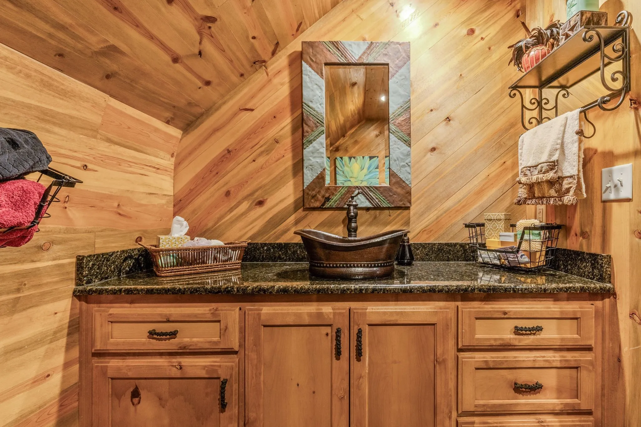 Farm For Sale in Hopkins County , 609 County Road 2421, Como, Texas 75431, 2 Bedroom, 2 Bathroom, Garage spaces, 1,681 Sqft, built in 2014, mls#21304609, Real Estate Agent in Como, Homes For Sale in Hopkins county, Homes For Sale in Como, Realtor in Como Texas, Real Estate Brokerage Independent Realty Texas, Luminita Cordes Realtor