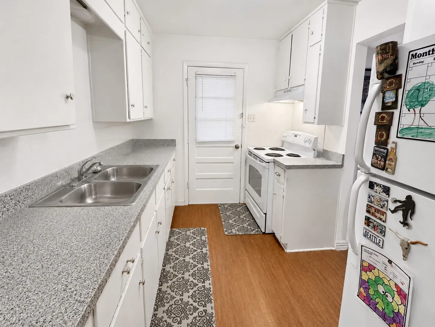 Single Family Residence For Sale in Denton County , 915 N 7th Street, Sanger, Texas 76266, 3 Bedrooms, 1 Bathroom, Garage spaces, 1,125 Sqft, built in 1975, Price $217,000, mls#21304998, Real Estate Agent in Sanger, Homes For Sale in Denton county, Homes For Sale in Sanger, Realtor in Sanger Texas, Real Estate Brokerage Independent Realty Texas, Luminita Cordes Realtor