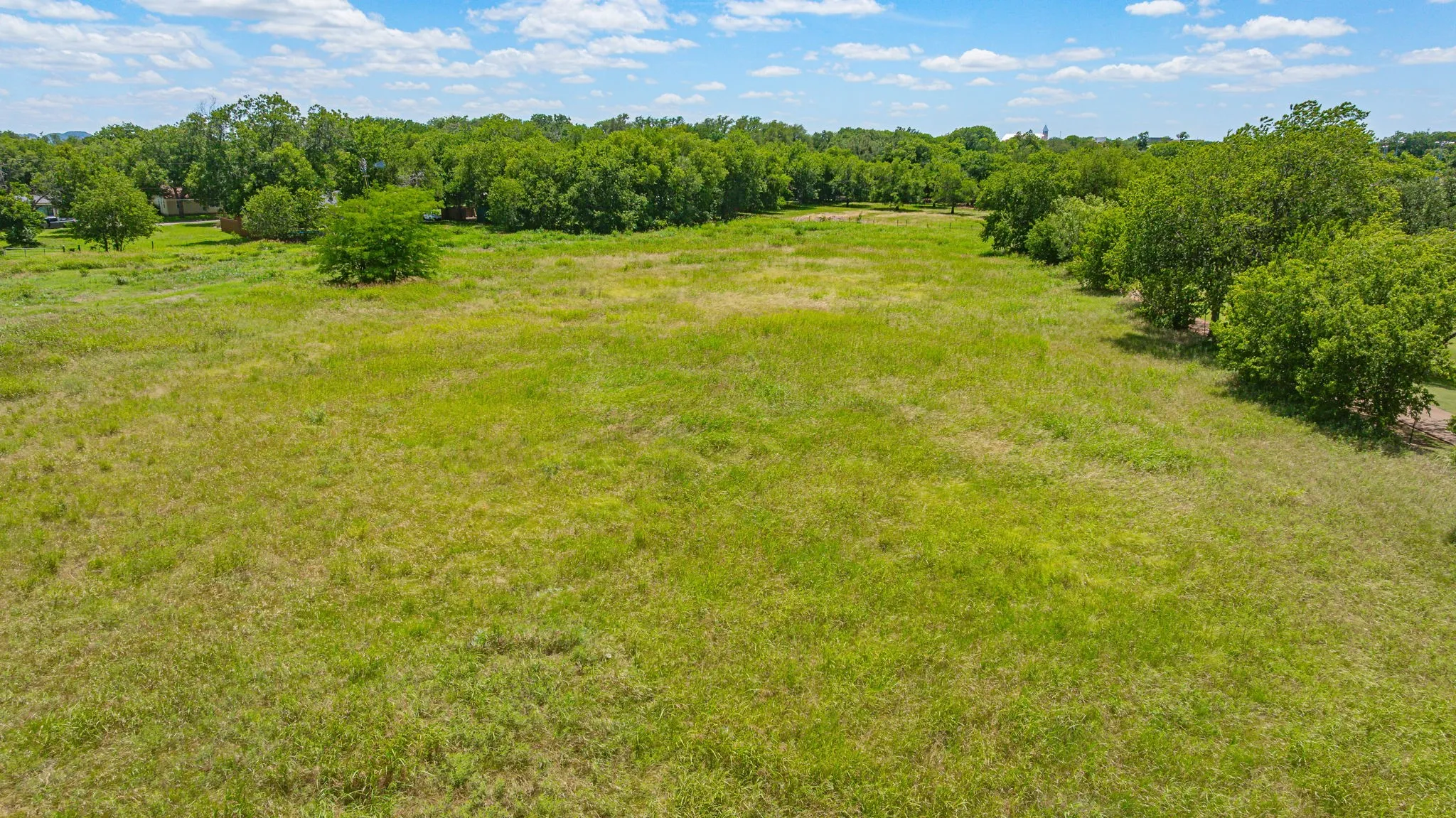 Unimproved Land For Sale in Hood County , 912 W Bridge Street, Granbury, Texas 76048, 0, 0, Garage spaces, 0 Sqft, built in 0, mls#21304961, Real Estate Agent in Granbury, Homes For Sale in Hood county, Homes For Sale in Granbury, Realtor in Granbury Texas, Real Estate Brokerage Independent Realty Texas, Luminita Cordes Realtor