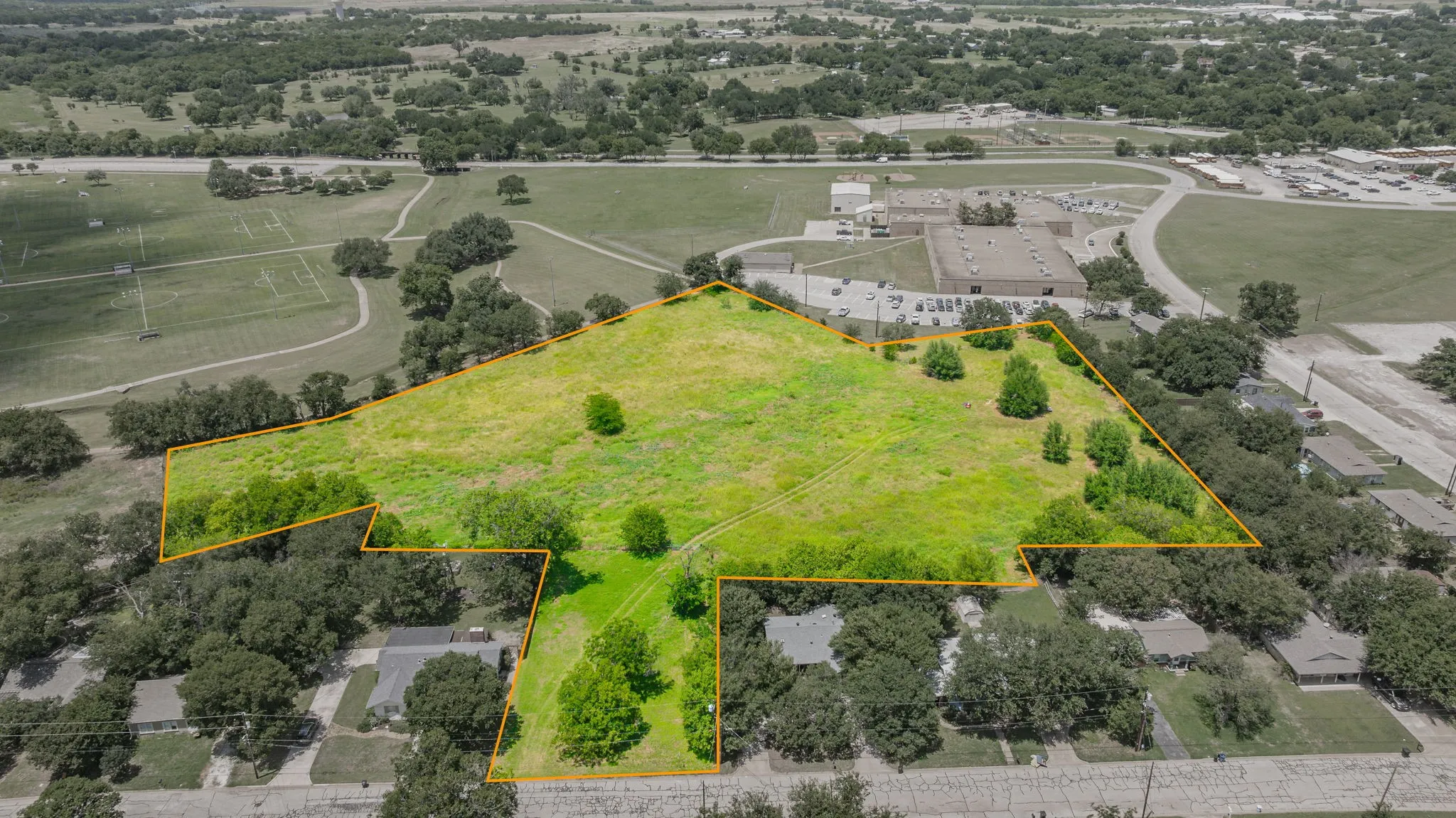 Unimproved Land For Sale in Hood County , 912 W Bridge Street, Granbury, Texas 76048, 0, 0, Garage spaces, 0 Sqft, built in 0, mls#21304961, Real Estate Agent in Granbury, Homes For Sale in Hood county, Homes For Sale in Granbury, Realtor in Granbury Texas, Real Estate Brokerage Independent Realty Texas, Luminita Cordes Realtor