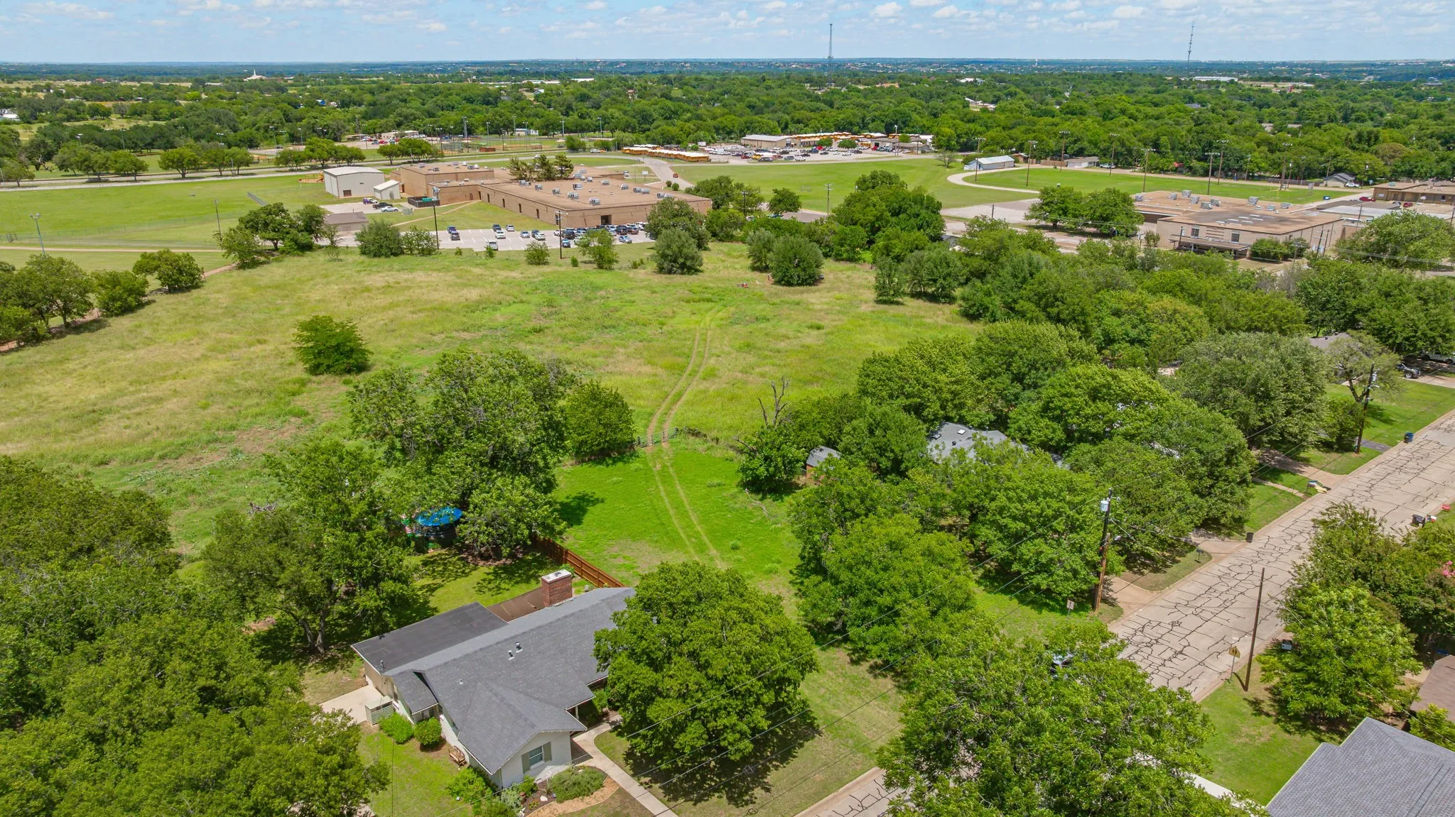Unimproved Land For Sale in Hood County , 912 W Bridge Street, Granbury, Texas 76048, 0, 0, Garage spaces, 0 Sqft, built in 0, mls#21304961, Real Estate Agent in Granbury, Homes For Sale in Hood county, Homes For Sale in Granbury, Realtor in Granbury Texas, Real Estate Brokerage Independent Realty Texas, Luminita Cordes Realtor