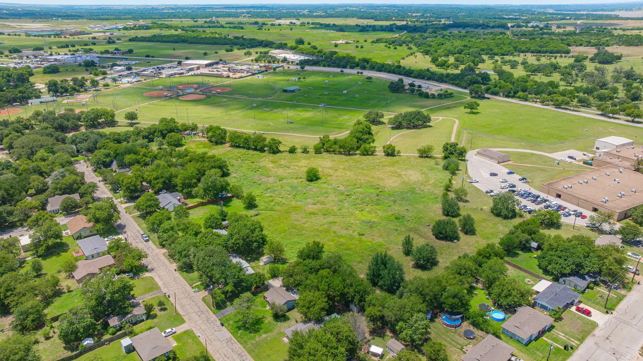 Unimproved Land For Sale in Hood County , 912 W Bridge Street, Granbury, Texas 76048, 0, 0, Garage spaces, 0 Sqft, built in 0, mls#21304961, Real Estate Agent in Granbury, Homes For Sale in Hood county, Homes For Sale in Granbury, Realtor in Granbury Texas, Real Estate Brokerage Independent Realty Texas, Luminita Cordes Realtor