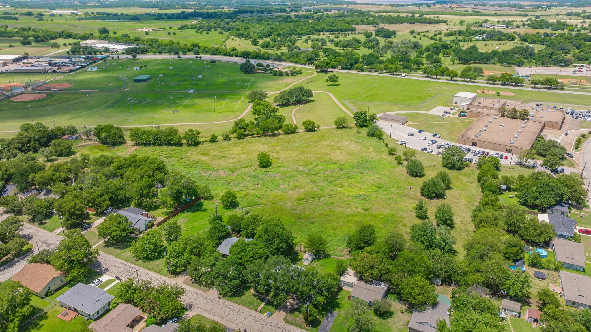 Unimproved Land For Sale in Hood County , 912 W Bridge Street, Granbury, Texas 76048, 0, 0, Garage spaces, 0 Sqft, built in 0, mls#21304961, Real Estate Agent in Granbury, Homes For Sale in Hood county, Homes For Sale in Granbury, Realtor in Granbury Texas, Real Estate Brokerage Independent Realty Texas, Luminita Cordes Realtor