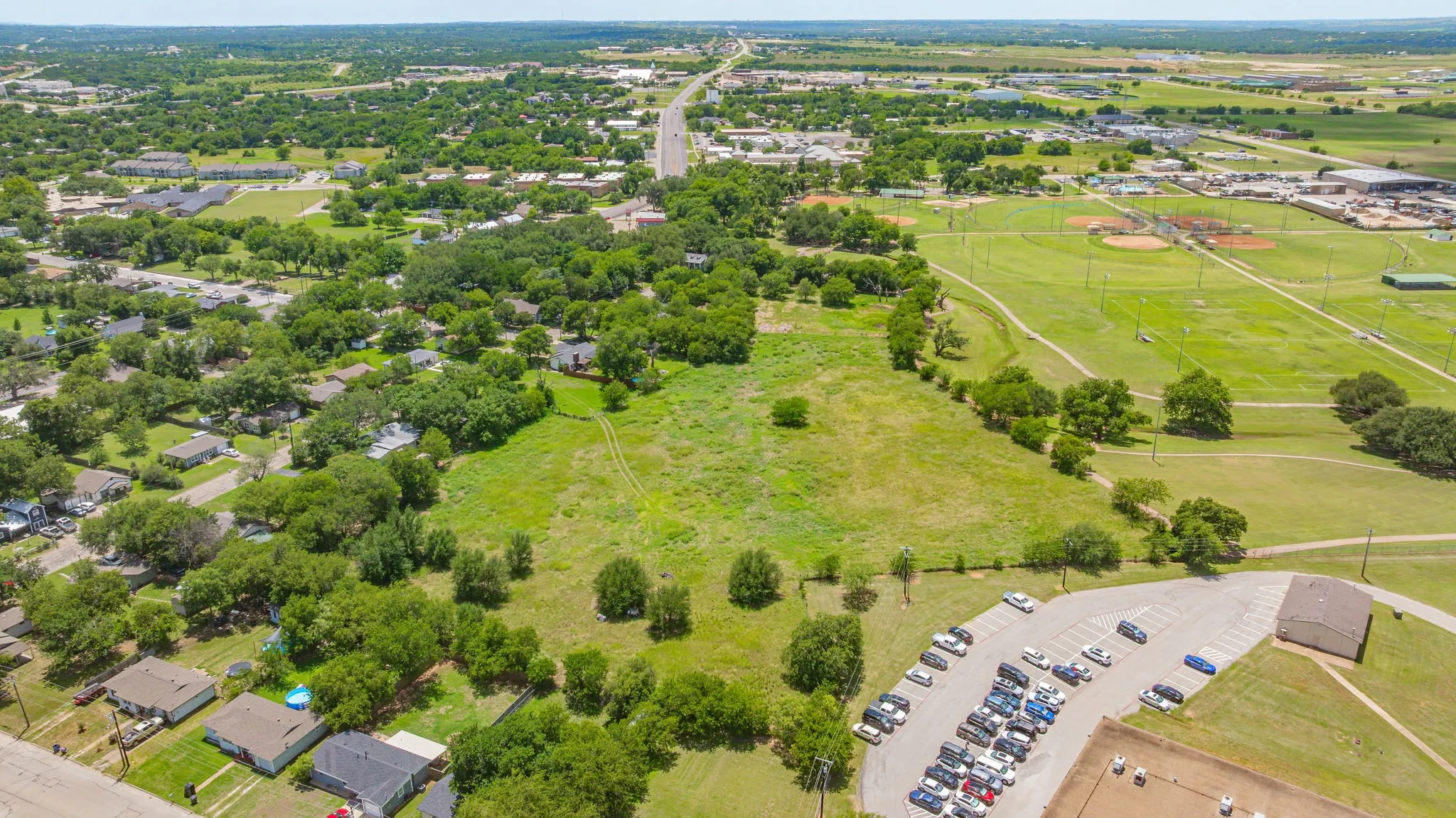 Unimproved Land For Sale in Hood County , 912 W Bridge Street, Granbury, Texas 76048, 0, 0, Garage spaces, 0 Sqft, built in 0, mls#21304961, Real Estate Agent in Granbury, Homes For Sale in Hood county, Homes For Sale in Granbury, Realtor in Granbury Texas, Real Estate Brokerage Independent Realty Texas, Luminita Cordes Realtor