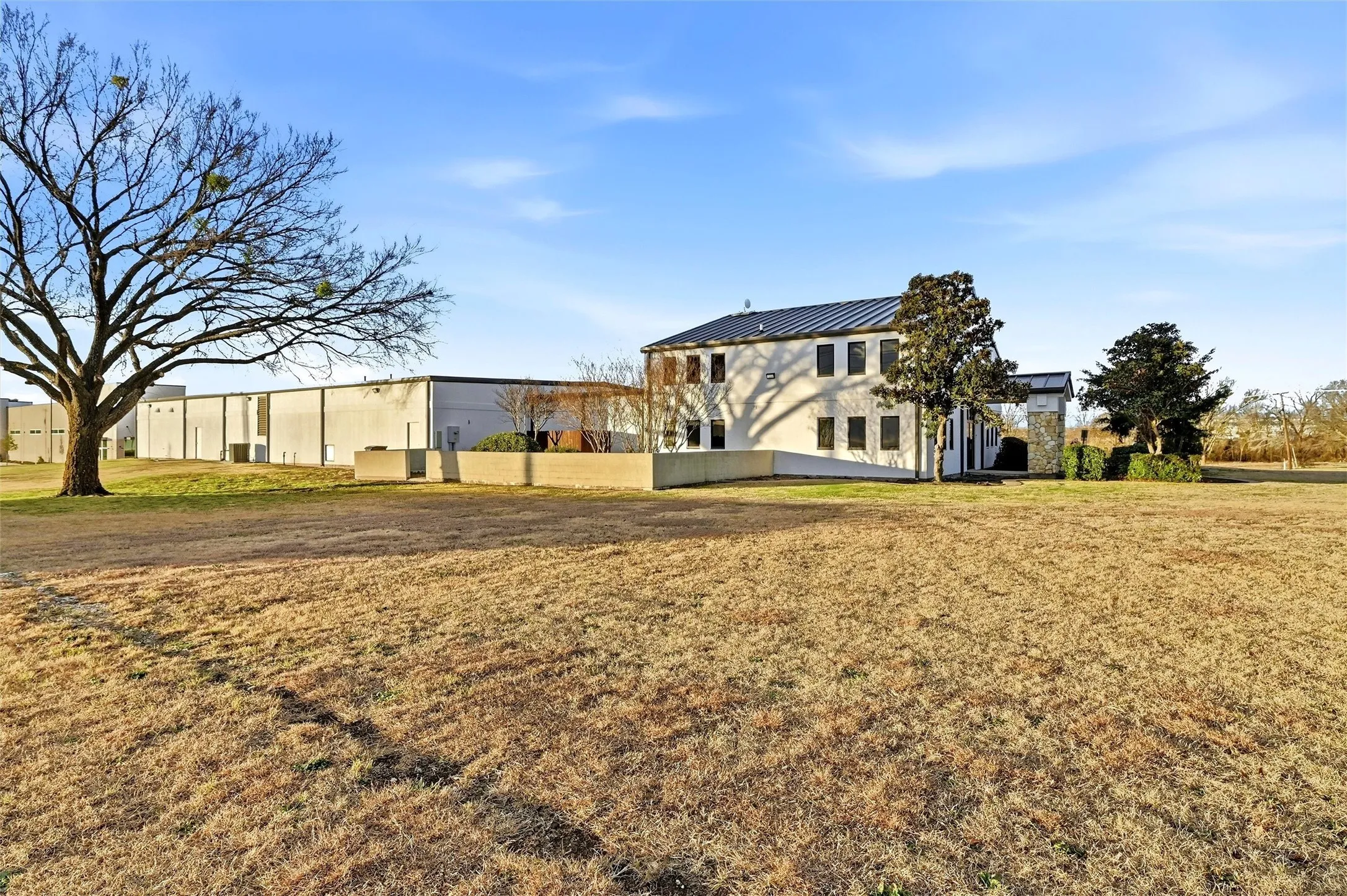 Industrial For Sale in Grayson County , 304 Progress Drive, Sherman, Texas 75092, 0, 0, Garage spaces, 0 Sqft, built in 1996, mls#21303976, Real Estate Agent in Sherman, Homes For Sale in Grayson county, Homes For Sale in Sherman, Realtor in Sherman Texas, Real Estate Brokerage Independent Realty Texas, Luminita Cordes Realtor