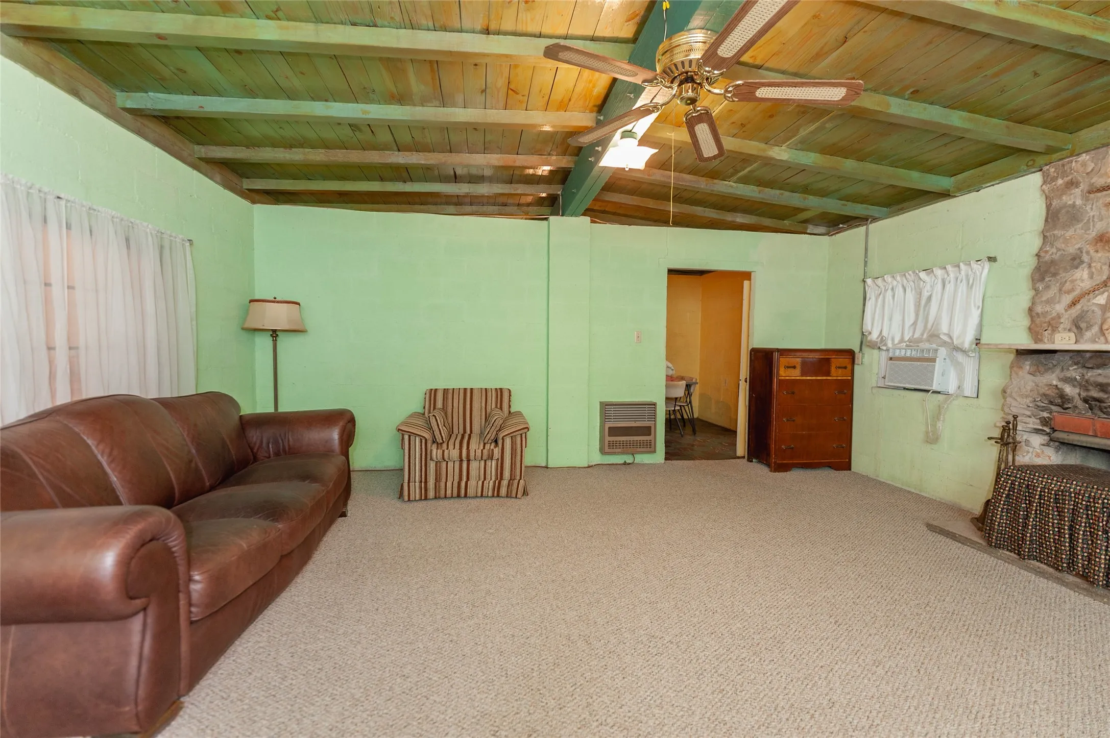 Single Family Residence For Sale in Hill County , 137 Center Loop, Whitney, Texas 76692, 1 Bedroom, 1 Bathroom, Garage spaces, 900 Sqft, built in 0, mls#21304984, Real Estate Agent in Whitney, Homes For Sale in Hill county, Homes For Sale in Whitney, Realtor in Whitney Texas, Real Estate Brokerage Independent Realty Texas, Luminita Cordes Realtor