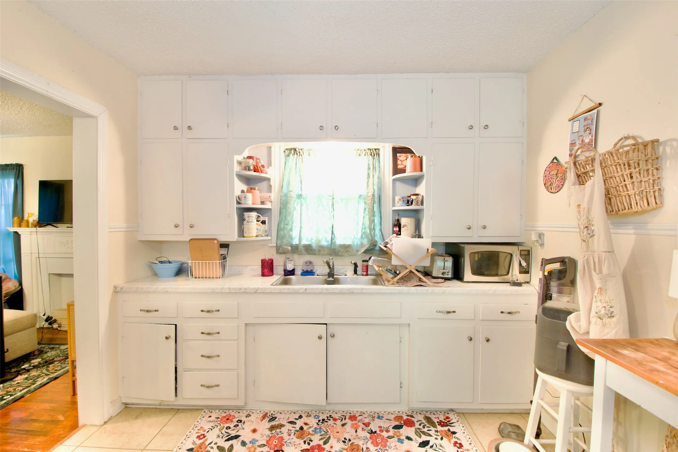 Single Family Residence For Sale in Mc Lennan County , 2224 Live Oak Avenue, Waco, Texas 76708, 2 Bedroom, 1 Bathroom, 1 Garage spaces, 888 Sqft, built in 1941, mls#21303868, Real Estate Agent in Waco, Homes For Sale in Mc Lennan county, Homes For Sale in Waco, Realtor in Waco Texas, Real Estate Brokerage Independent Realty Texas, Luminita Cordes Realtor