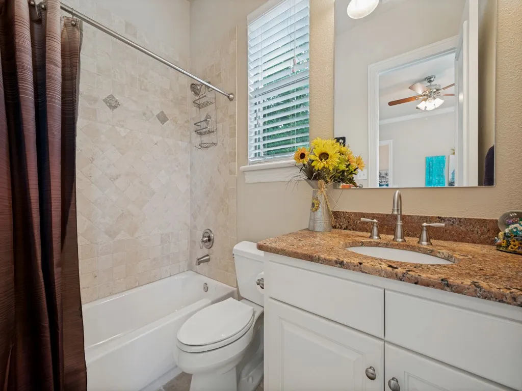 Single Family Residence For Sale in Collin County , 1549 Brook Lane, Celina, Texas 75009, 4 Bedroom, 3 Bathroom, 3 Garage spaces, 3,246 Sqft, built in 2013, mls#21304544, Real Estate Agent in Celina, Homes For Sale in Collin county, Homes For Sale in Celina, Realtor in Celina Texas, Real Estate Brokerage Independent Realty Texas, Luminita Cordes Realtor