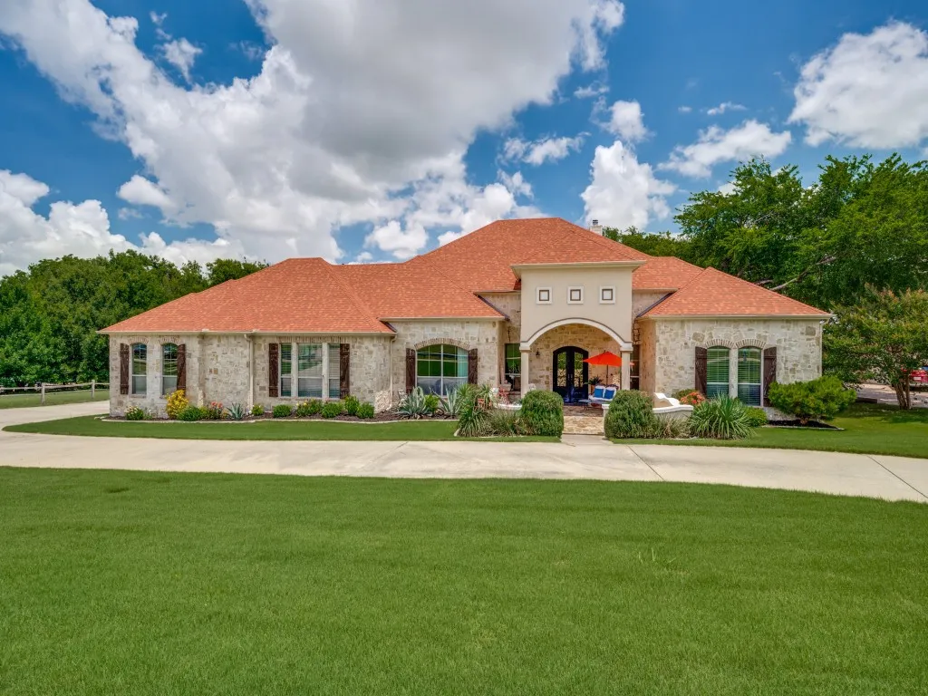 Single Family Residence For Sale in Collin County , 1549 Brook Lane, Celina, Texas 75009, 4 Bedroom, 3 Bathroom, 3 Garage spaces, 3,246 Sqft, built in 2013, mls#21304544, Real Estate Agent in Celina, Homes For Sale in Collin county, Homes For Sale in Celina, Realtor in Celina Texas, Real Estate Brokerage Independent Realty Texas, Luminita Cordes Realtor