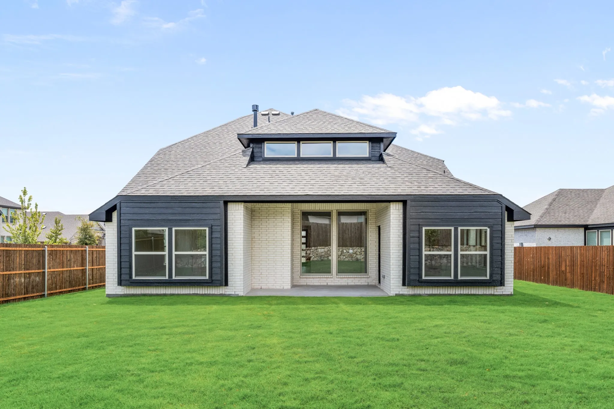 Single Family Residence For Sale in Dallas County , 321 Atlas Cedar Drive, Glenn Heights, Texas 75154, 5 Bedroom, 4 Bathroom, 3 Garage spaces, 2,849 Sqft, built in 2026, mls#21305059, Real Estate Agent in Glenn Heights, Homes For Sale in Dallas county, Homes For Sale in Glenn Heights, Realtor in Glenn Heights Texas, Real Estate Brokerage Independent Realty Texas, Luminita Cordes Realtor