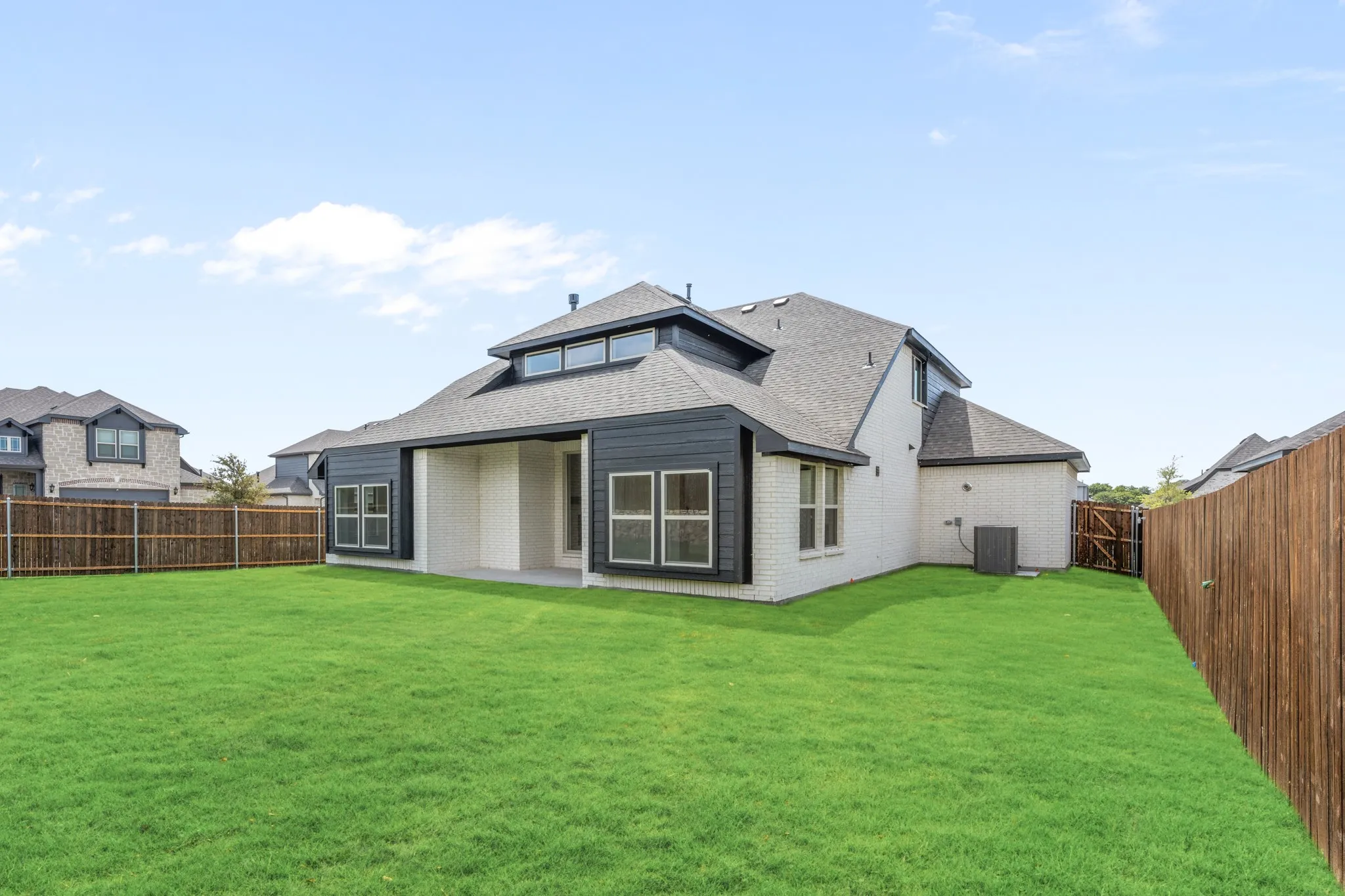 Single Family Residence For Sale in Dallas County , 321 Atlas Cedar Drive, Glenn Heights, Texas 75154, 5 Bedroom, 4 Bathroom, 3 Garage spaces, 2,849 Sqft, built in 2026, mls#21305059, Real Estate Agent in Glenn Heights, Homes For Sale in Dallas county, Homes For Sale in Glenn Heights, Realtor in Glenn Heights Texas, Real Estate Brokerage Independent Realty Texas, Luminita Cordes Realtor