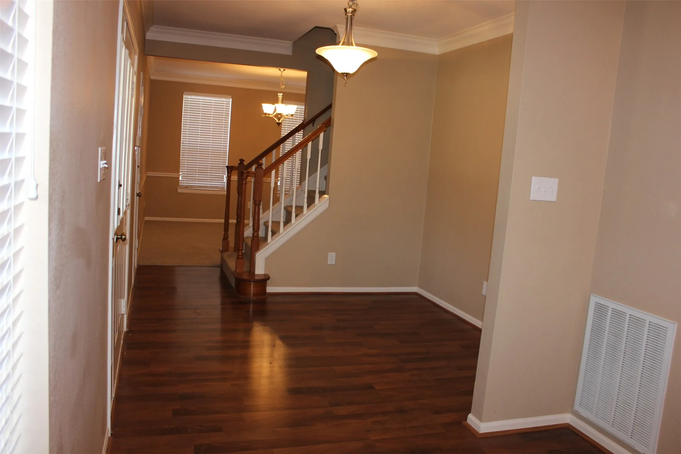 Single Family Residence For Rent in Collin County , 4112 Guthrie Drive, Plano, Texas 75024, 5 Bedroom, 3 Bathroom, 2 Garage spaces, 2,482 Sqft, built in 1991, mls#21305067, Real Estate Agent in Plano, Homes For Rent in Collin county, Homes For Rent in Plano, Realtor in Plano Texas, Real Estate Brokerage Independent Realty Texas, Luminita Cordes Realtor