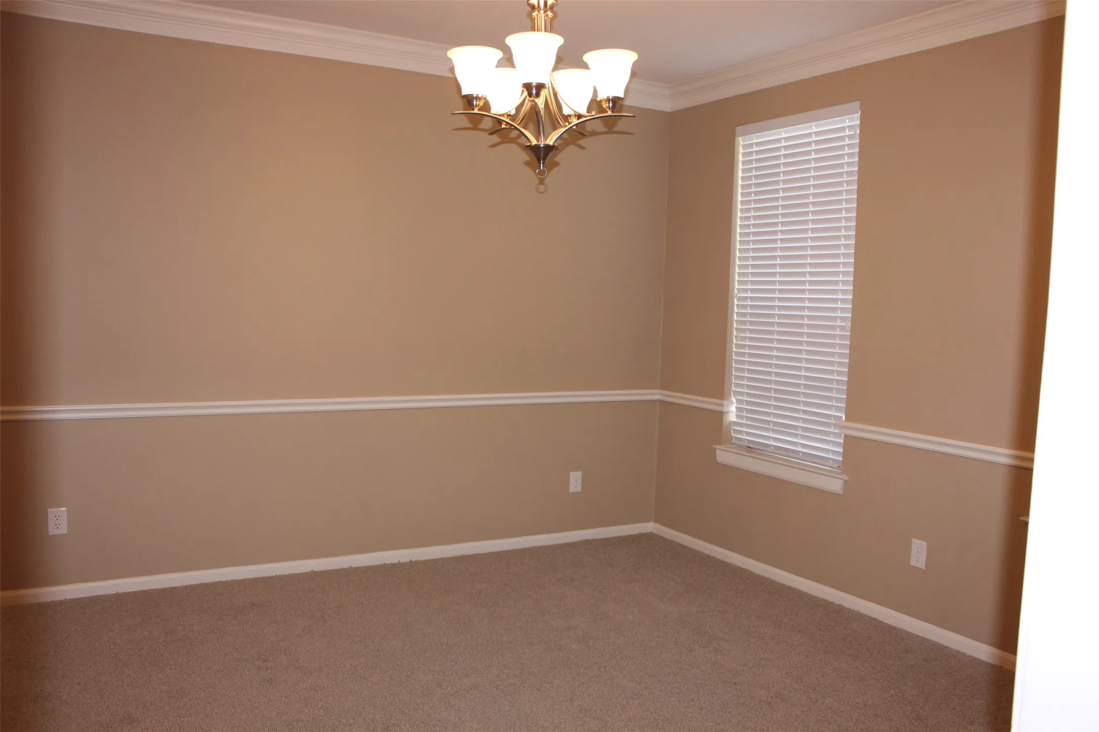Single Family Residence For Rent in Collin County , 4112 Guthrie Drive, Plano, Texas 75024, 5 Bedroom, 3 Bathroom, 2 Garage spaces, 2,482 Sqft, built in 1991, mls#21305067, Real Estate Agent in Plano, Homes For Rent in Collin county, Homes For Rent in Plano, Realtor in Plano Texas, Real Estate Brokerage Independent Realty Texas, Luminita Cordes Realtor
