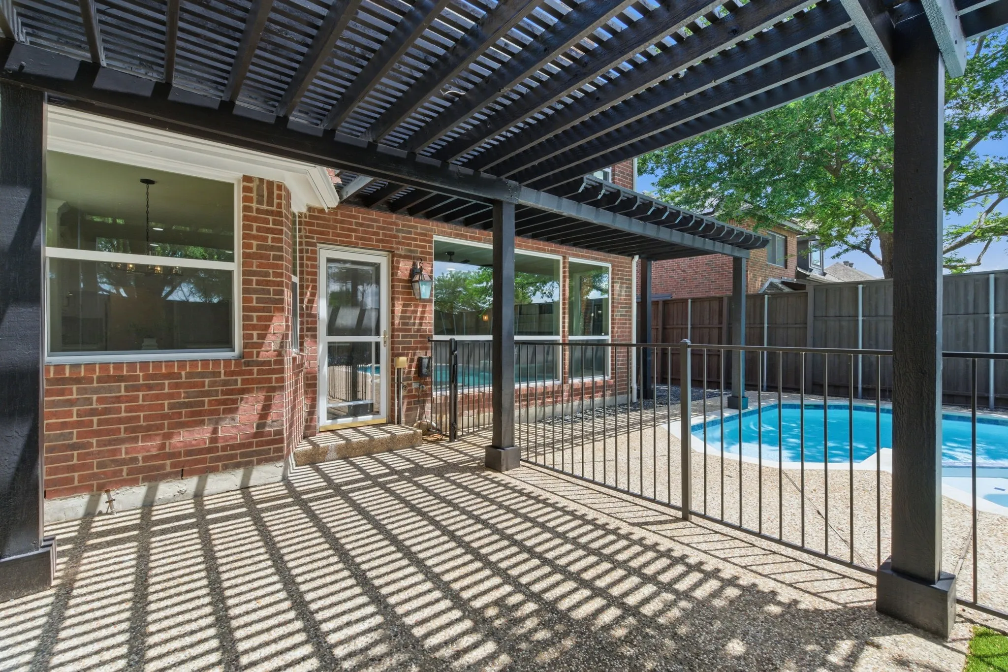 Single Family Residence For Sale in Collin County , 1123 Hampton Drive, Allen, Texas 75013, 5 Bedroom, 3 Bathroom, 2 Garage spaces, 3,513 Sqft, built in 1994, mls#21295404, Real Estate Agent in Allen, Homes For Sale in Collin county, Homes For Sale in Allen, Realtor in Allen Texas, Real Estate Brokerage Independent Realty Texas, Luminita Cordes Realtor