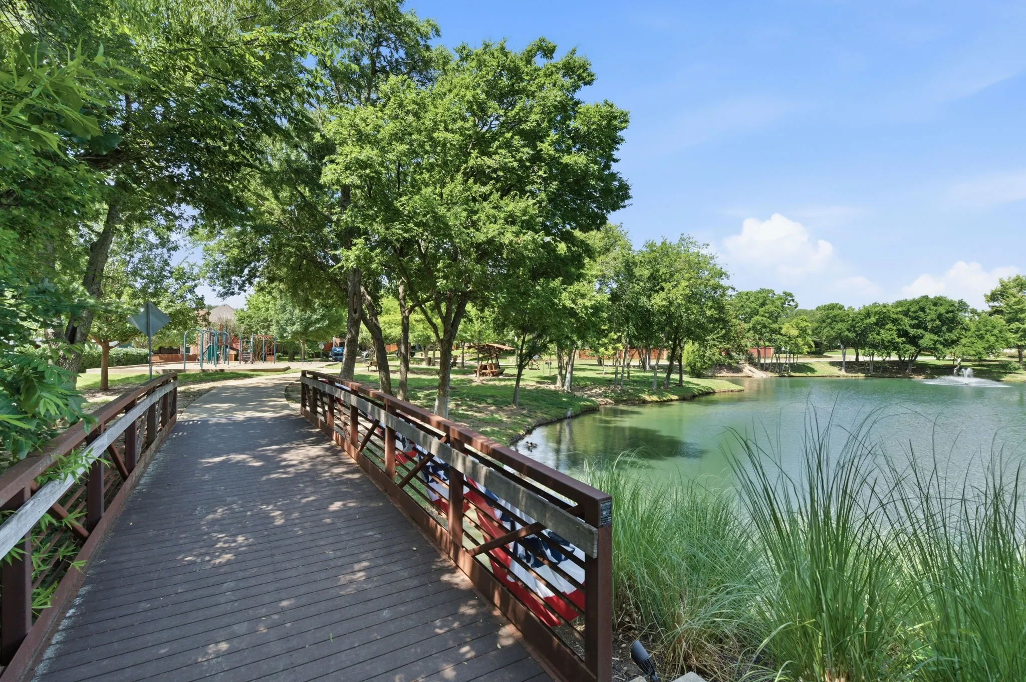 Single Family Residence For Sale in Collin County , 1123 Hampton Drive, Allen, Texas 75013, 5 Bedroom, 3 Bathroom, 2 Garage spaces, 3,513 Sqft, built in 1994, mls#21295404, Real Estate Agent in Allen, Homes For Sale in Collin county, Homes For Sale in Allen, Realtor in Allen Texas, Real Estate Brokerage Independent Realty Texas, Luminita Cordes Realtor