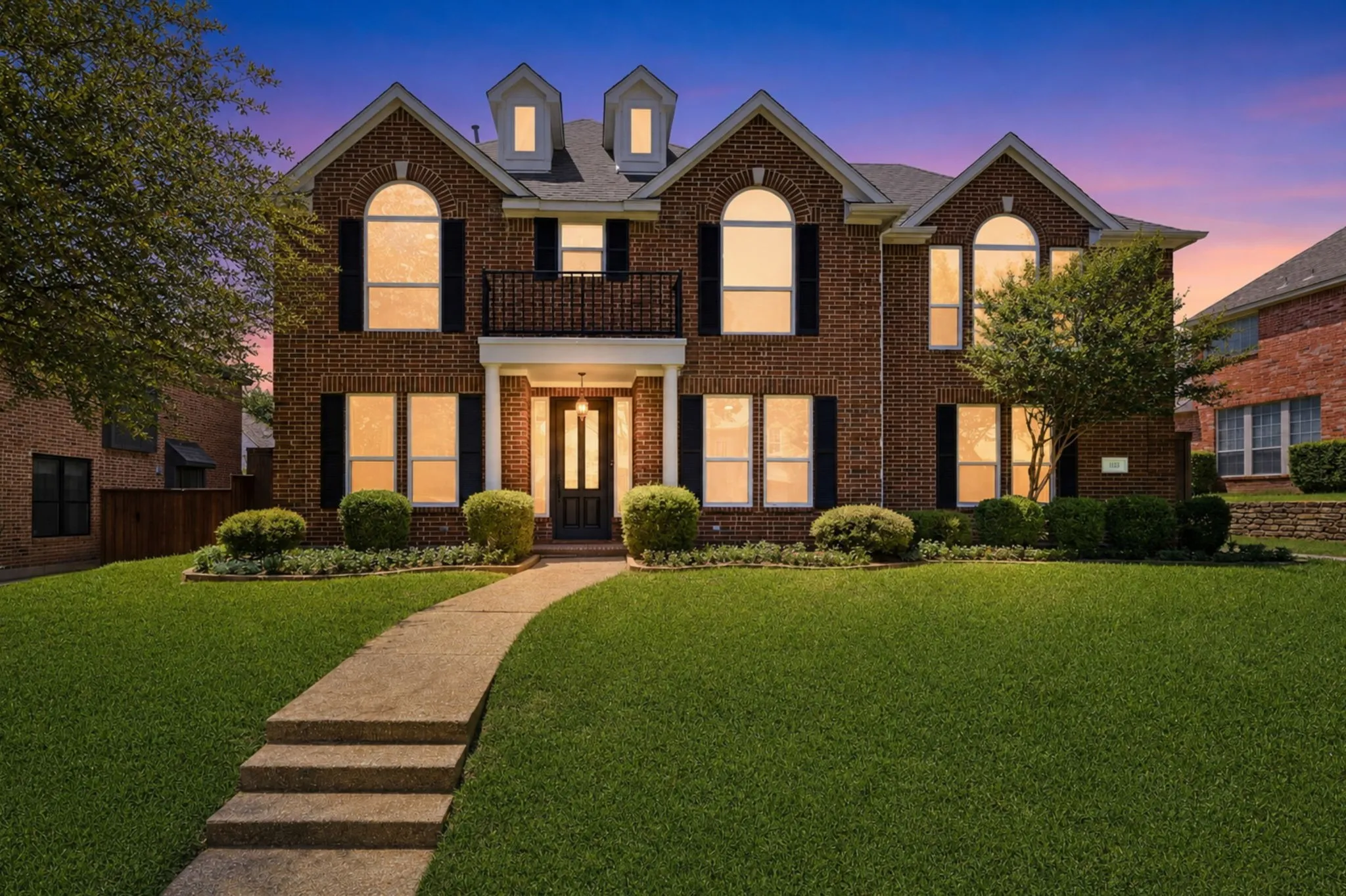 Single Family Residence For Sale in Collin County , 1123 Hampton Drive, Allen, Texas 75013, 5 Bedroom, 3 Bathroom, 2 Garage spaces, 3,513 Sqft, built in 1994, mls#21295404, Real Estate Agent in Allen, Homes For Sale in Collin county, Homes For Sale in Allen, Realtor in Allen Texas, Real Estate Brokerage Independent Realty Texas, Luminita Cordes Realtor